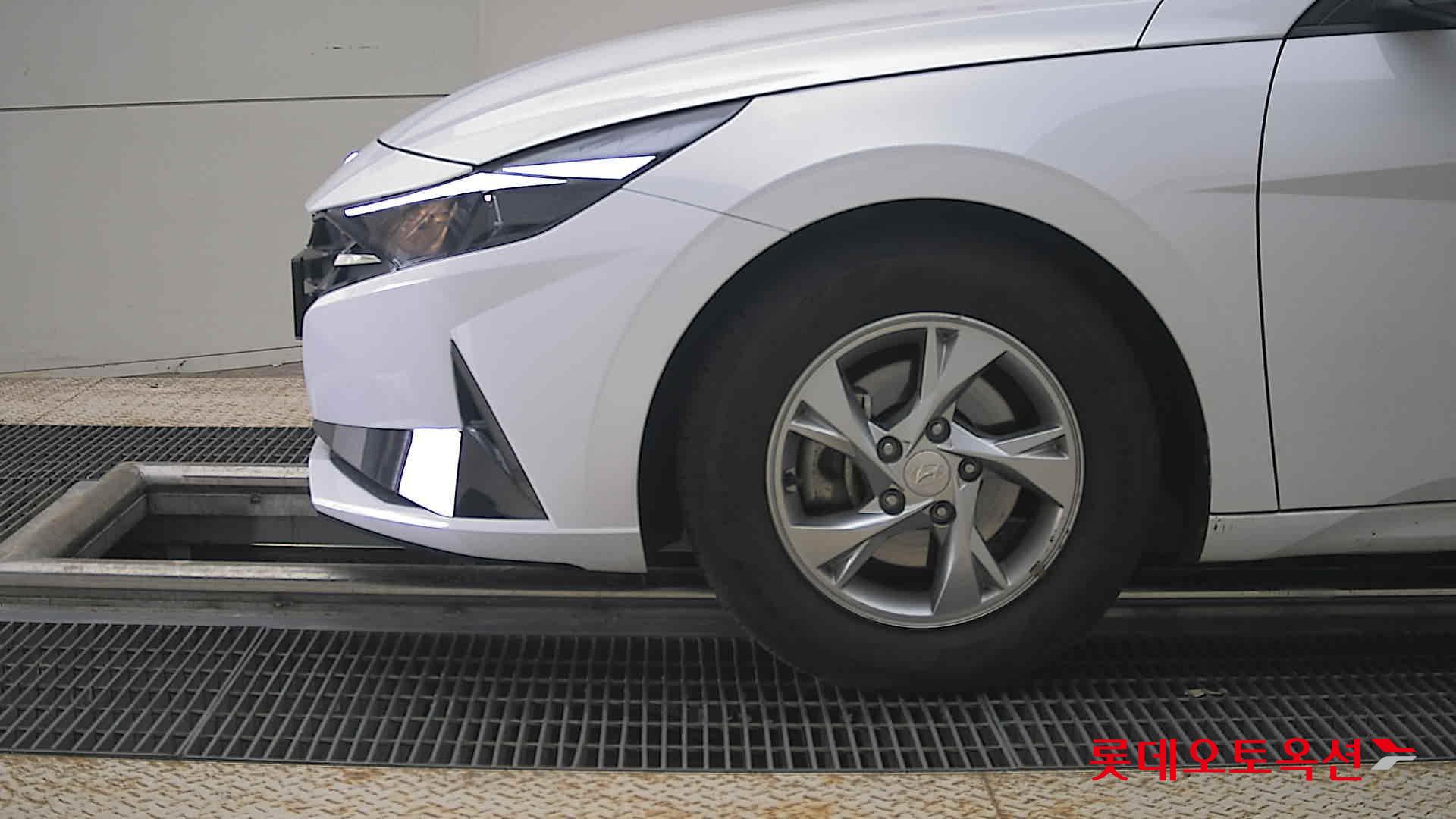 2022 - hyundai avante