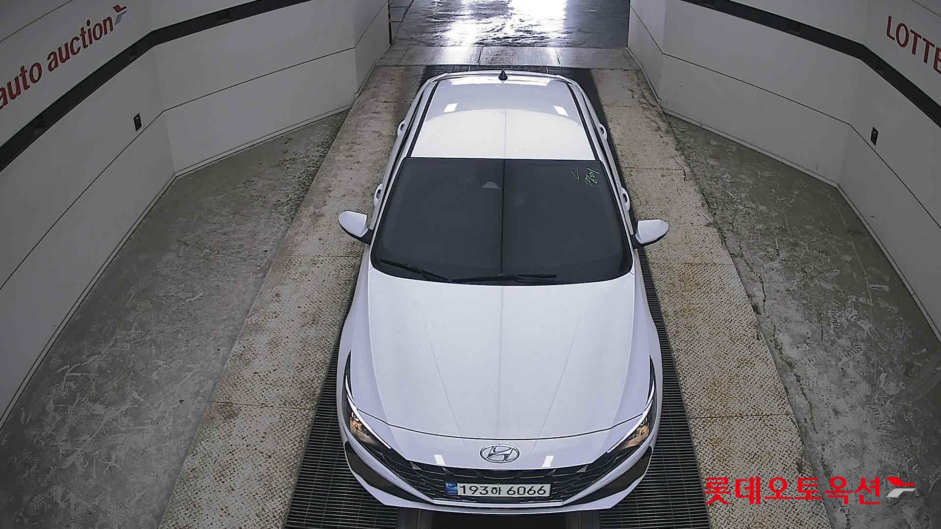 2022 - hyundai avante