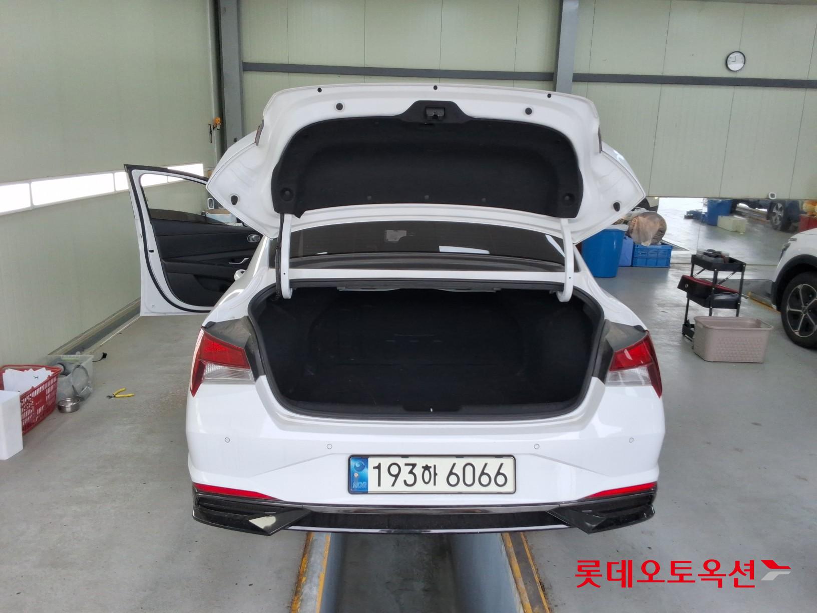 2022 - hyundai avante