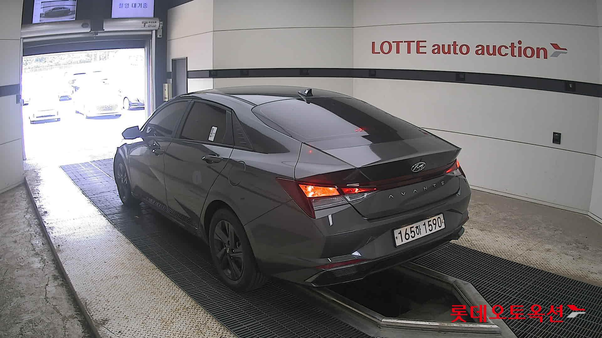 2022 - hyundai avante