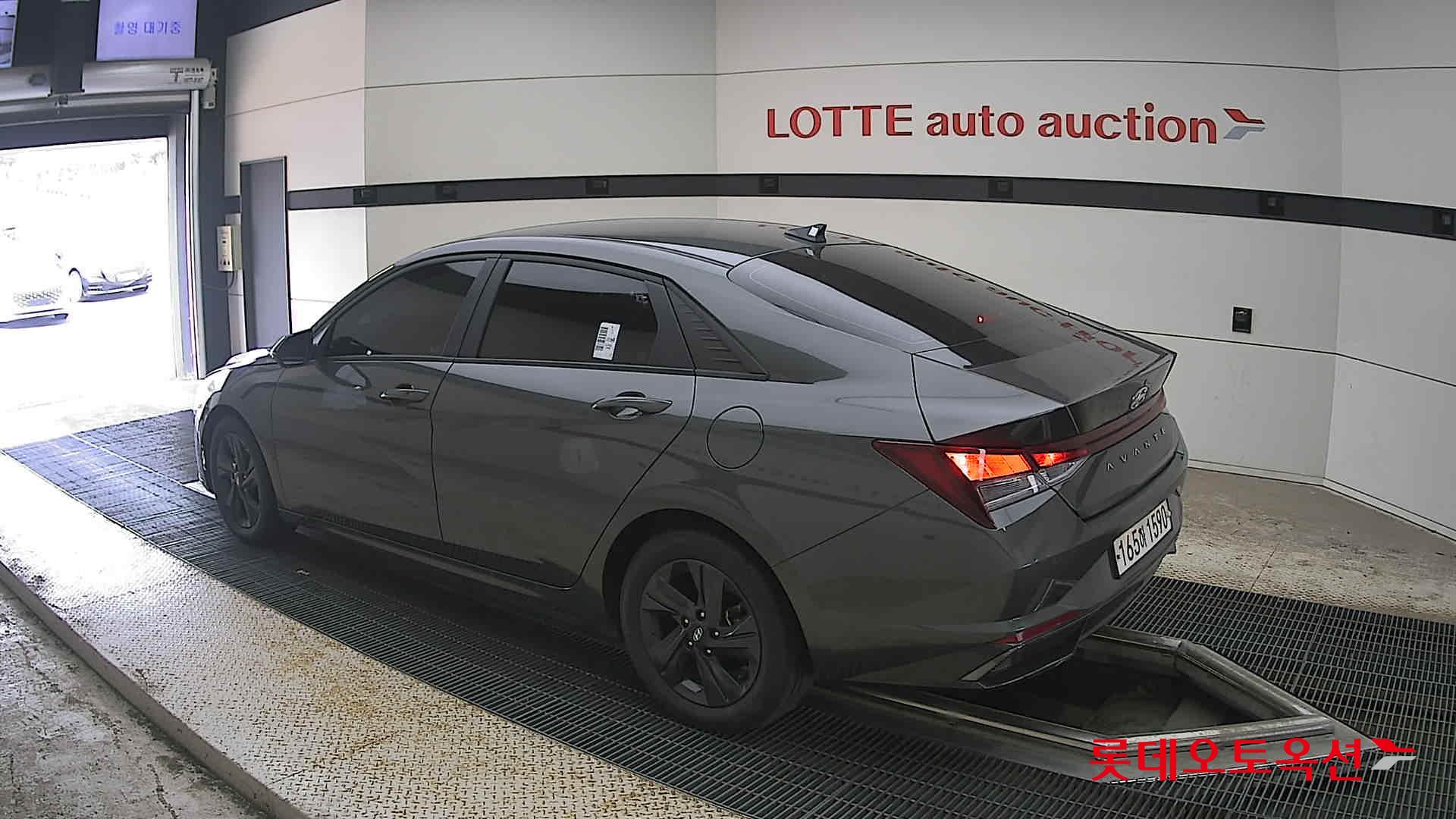 2022 - hyundai avante