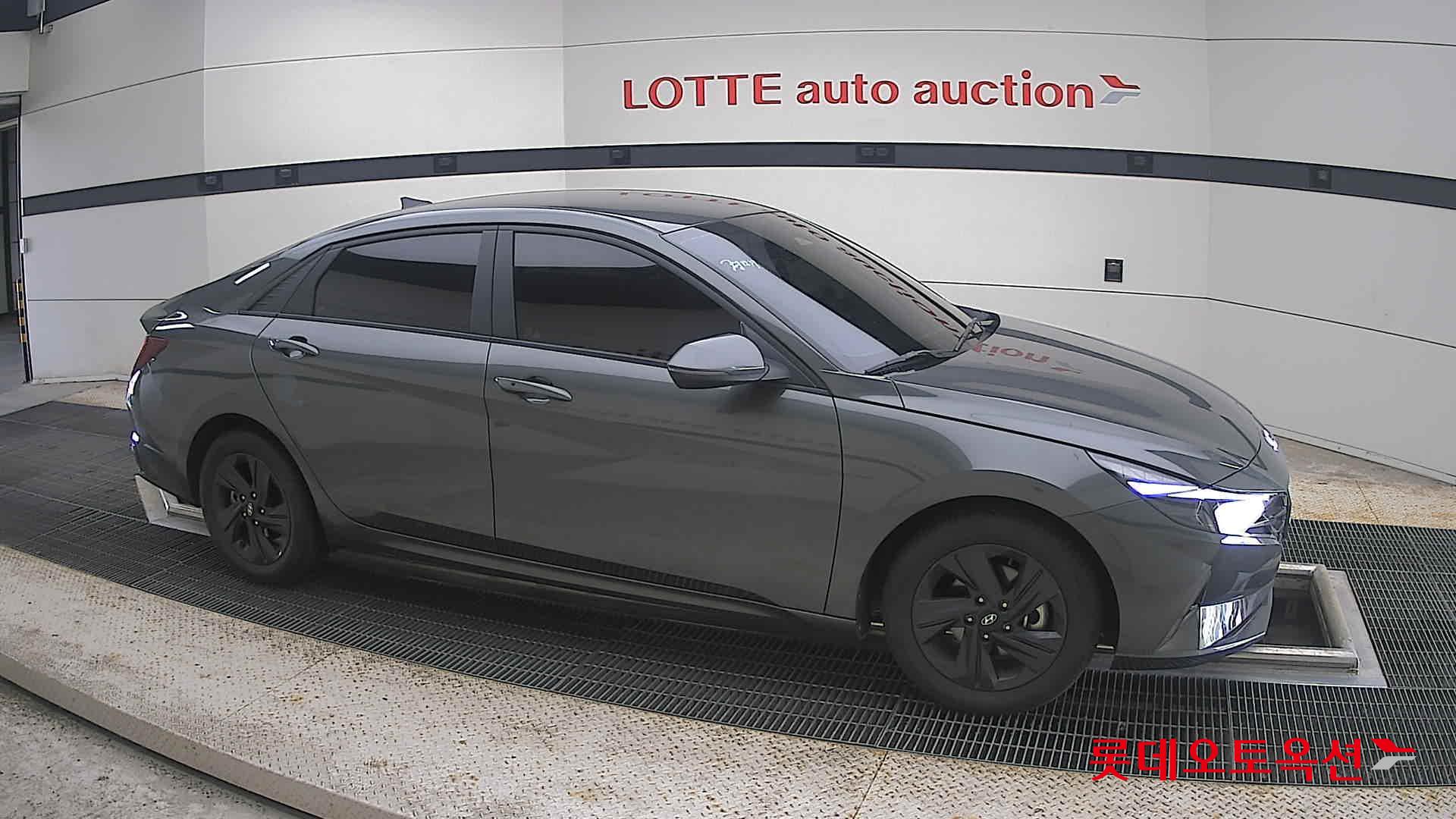 2022 - hyundai avante