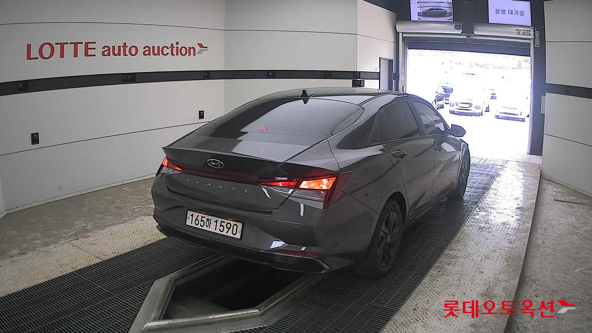 2022 - hyundai avante