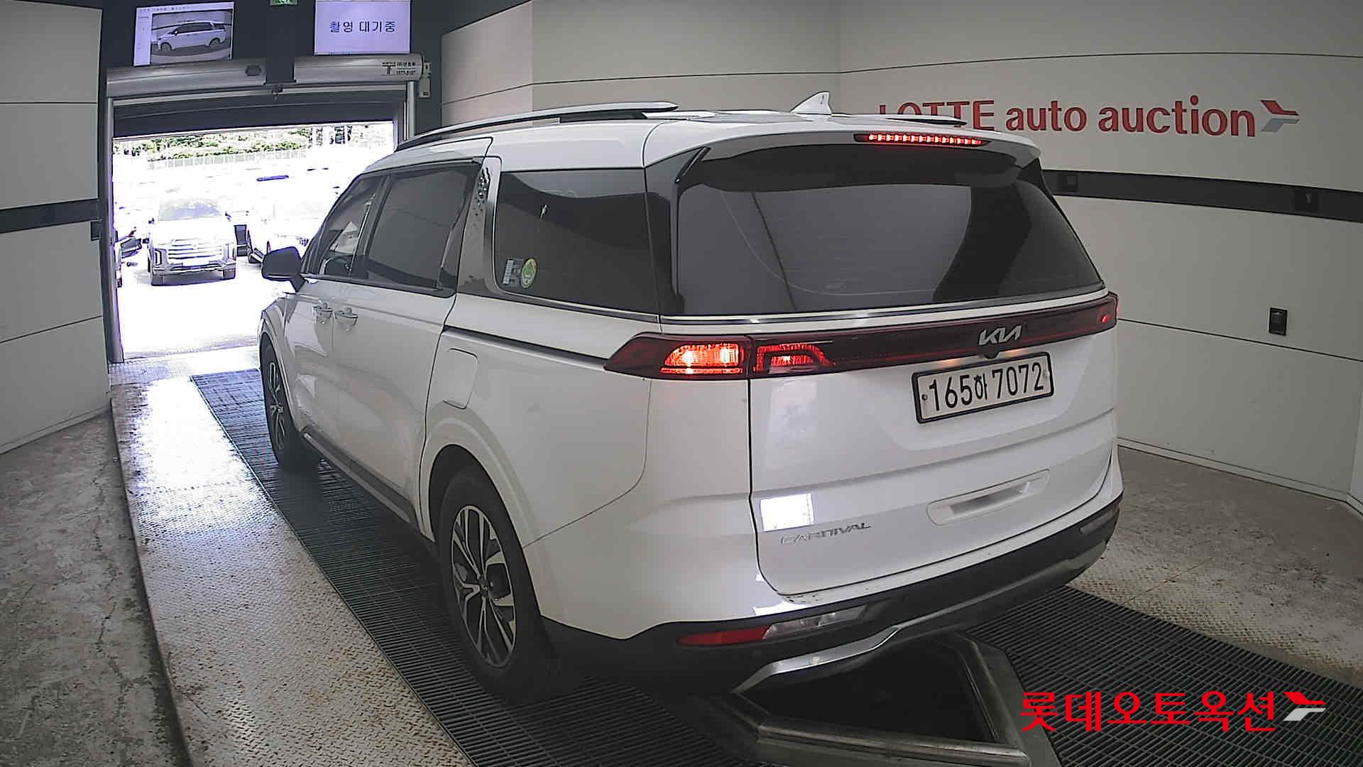Kia Carnival id 4504278 из Кореи 9