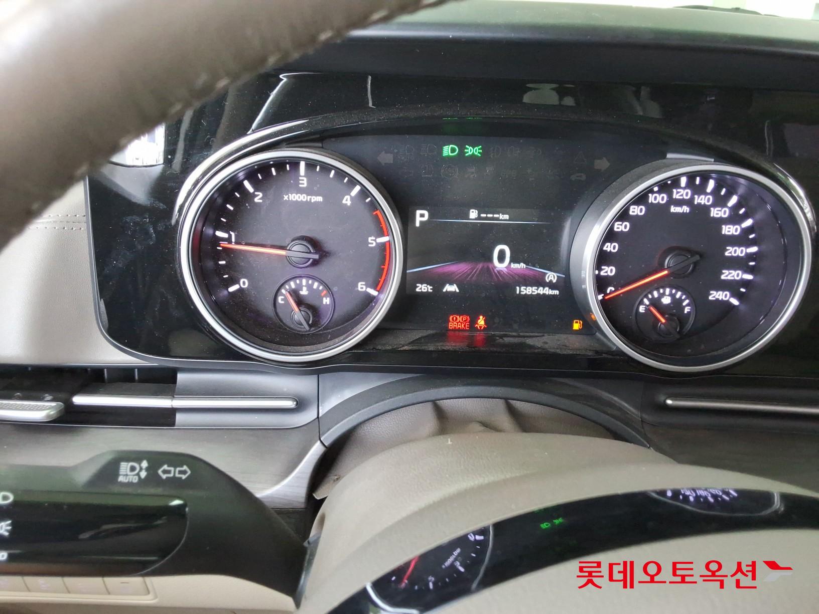 Kia Carnival id 4504278 из Кореи 29