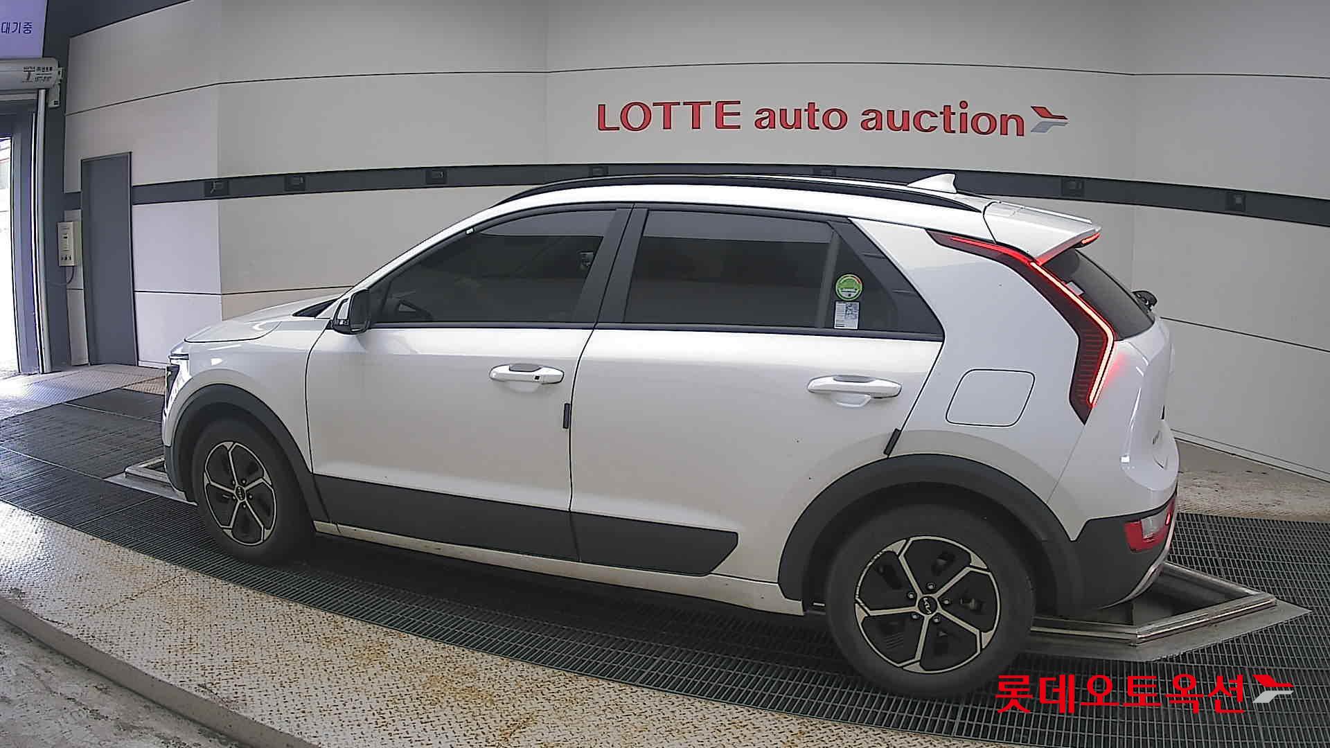 2022 - kia niro