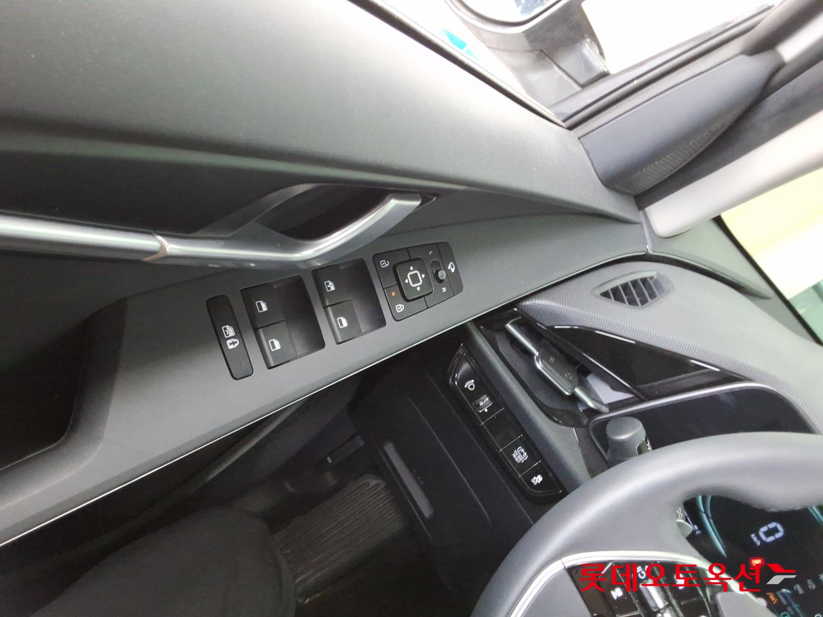 2022 - kia niro