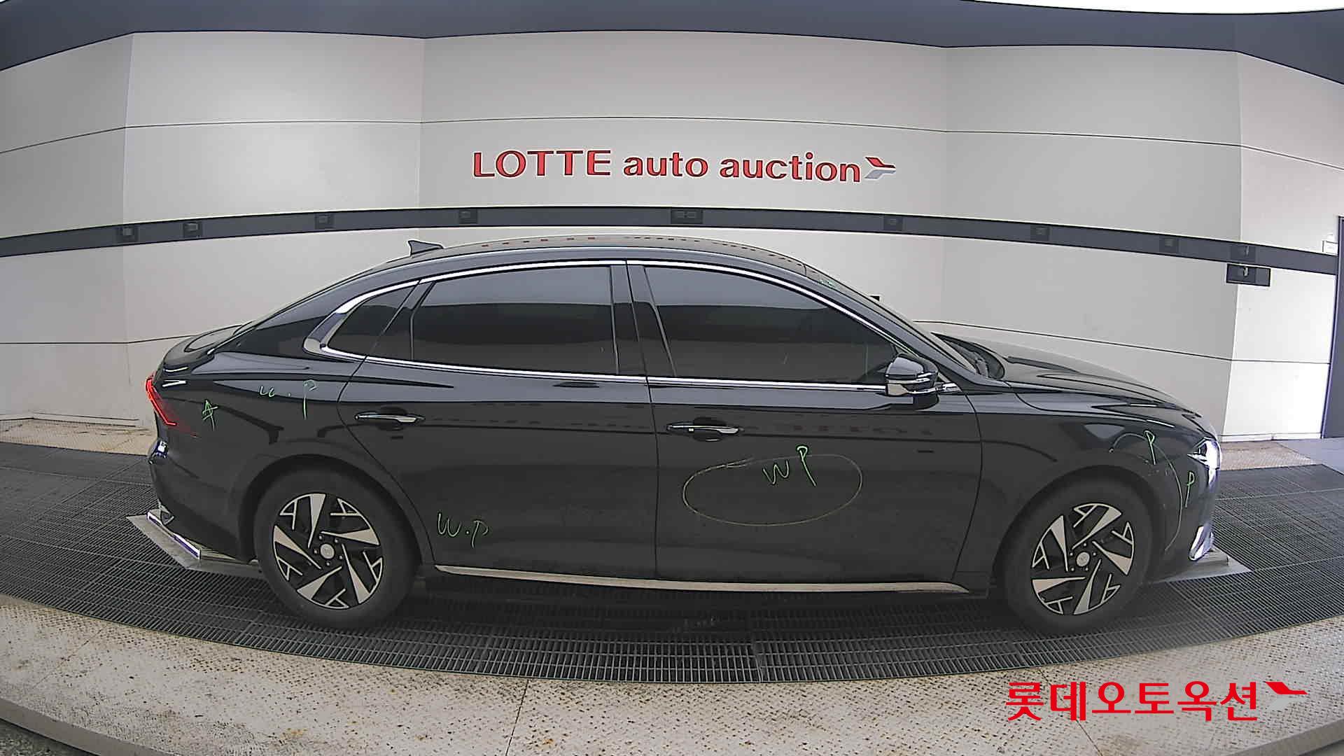 2022 - hyundai grandeur