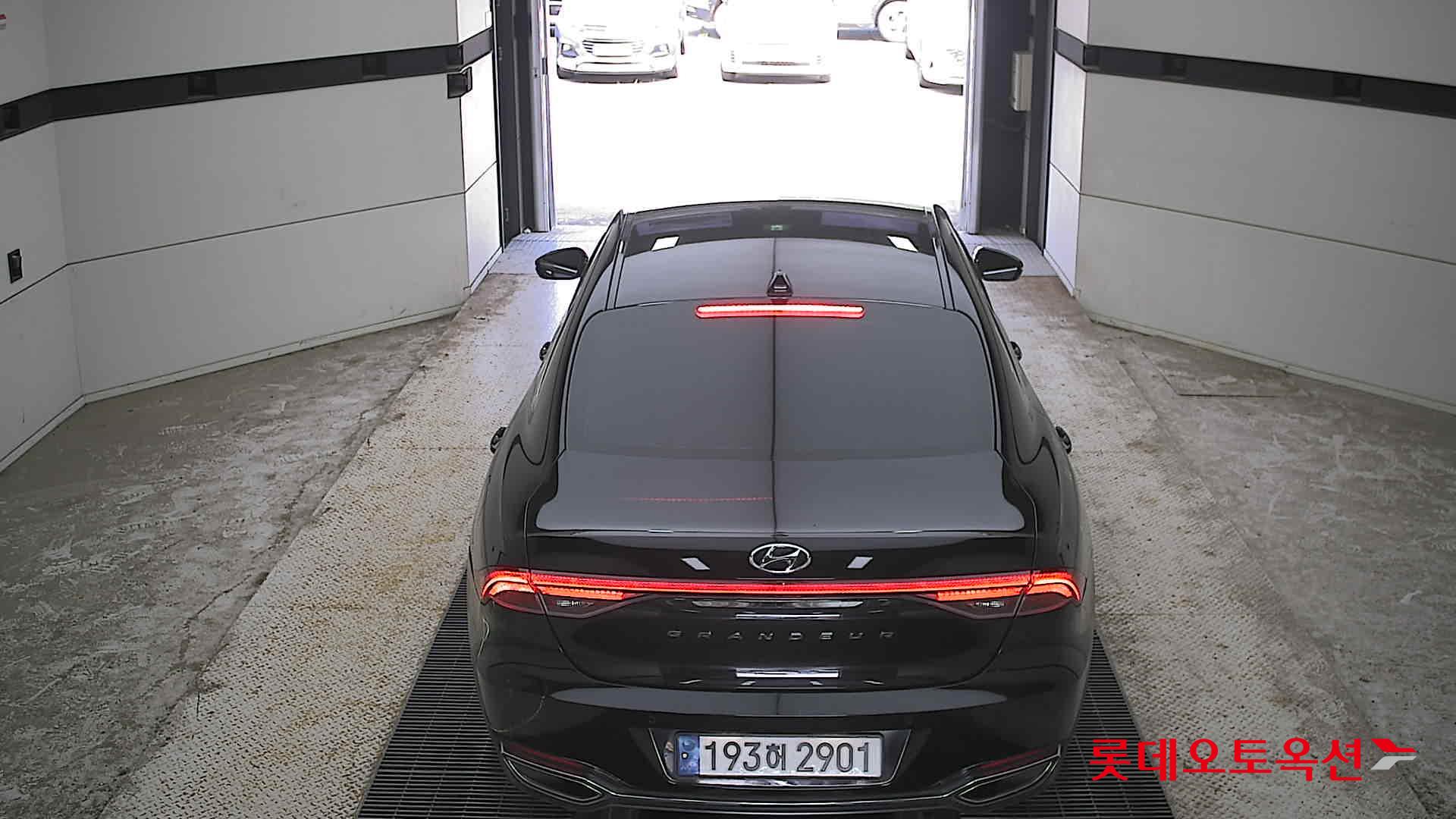 2022 - hyundai grandeur