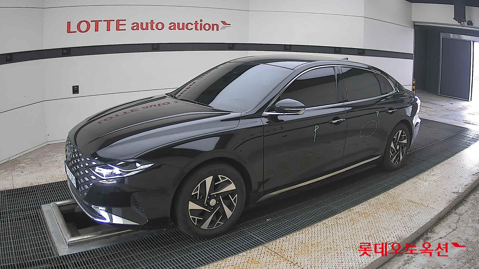 2022 - hyundai grandeur