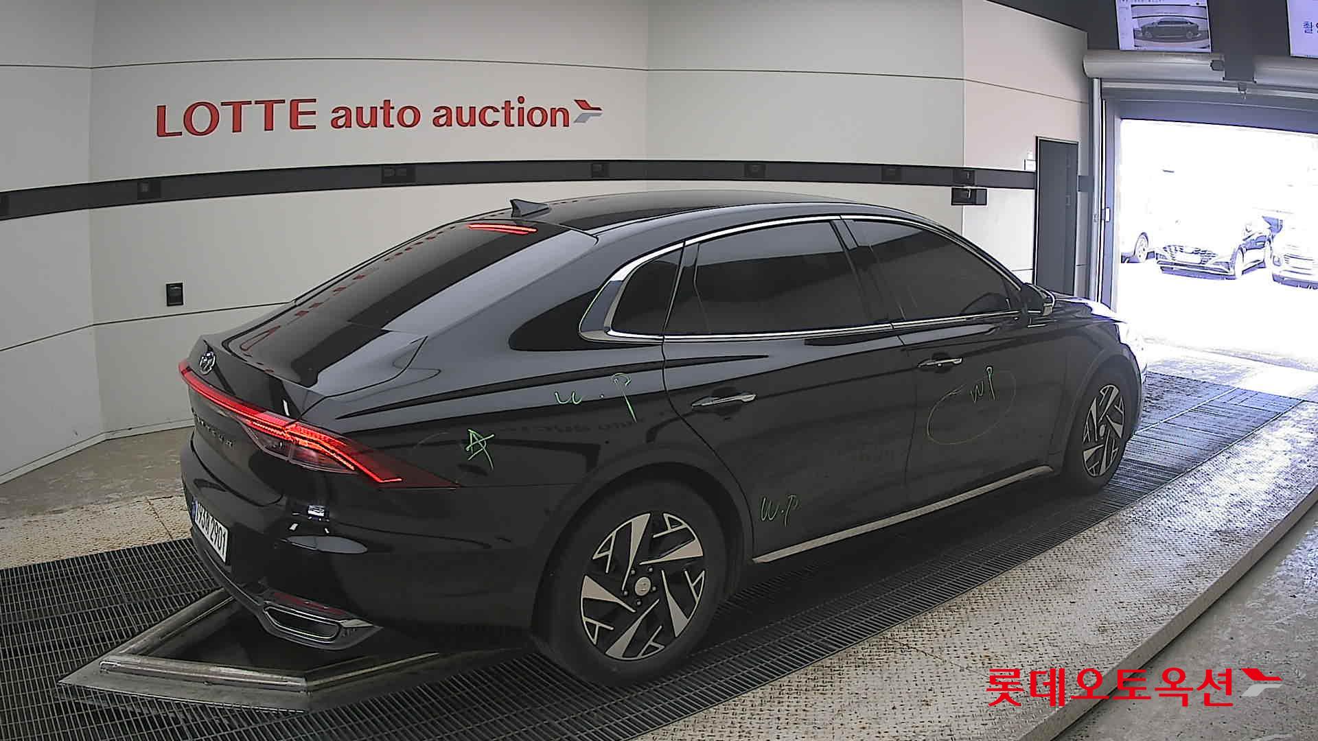 2022 - hyundai grandeur