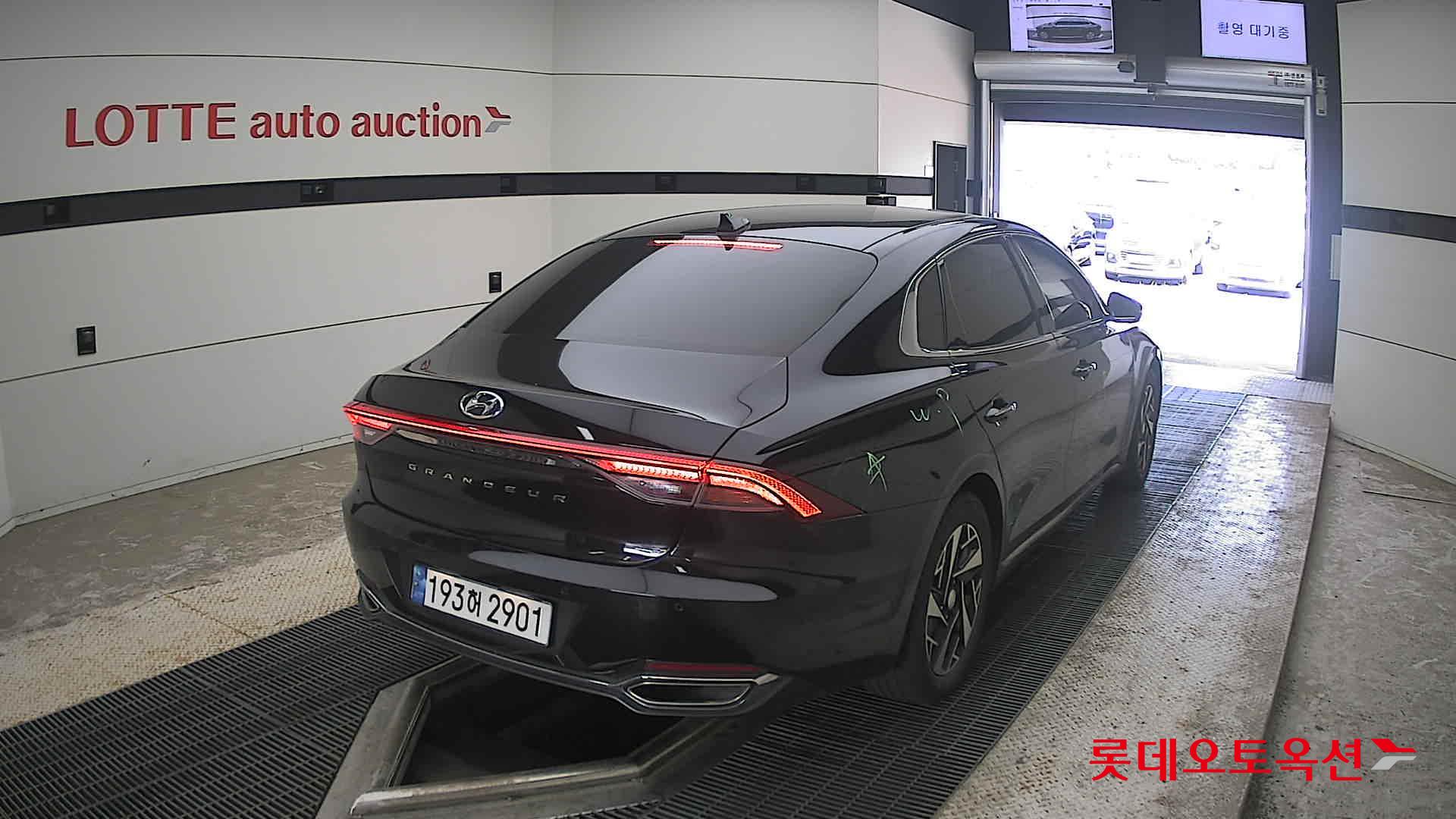 2022 - hyundai grandeur