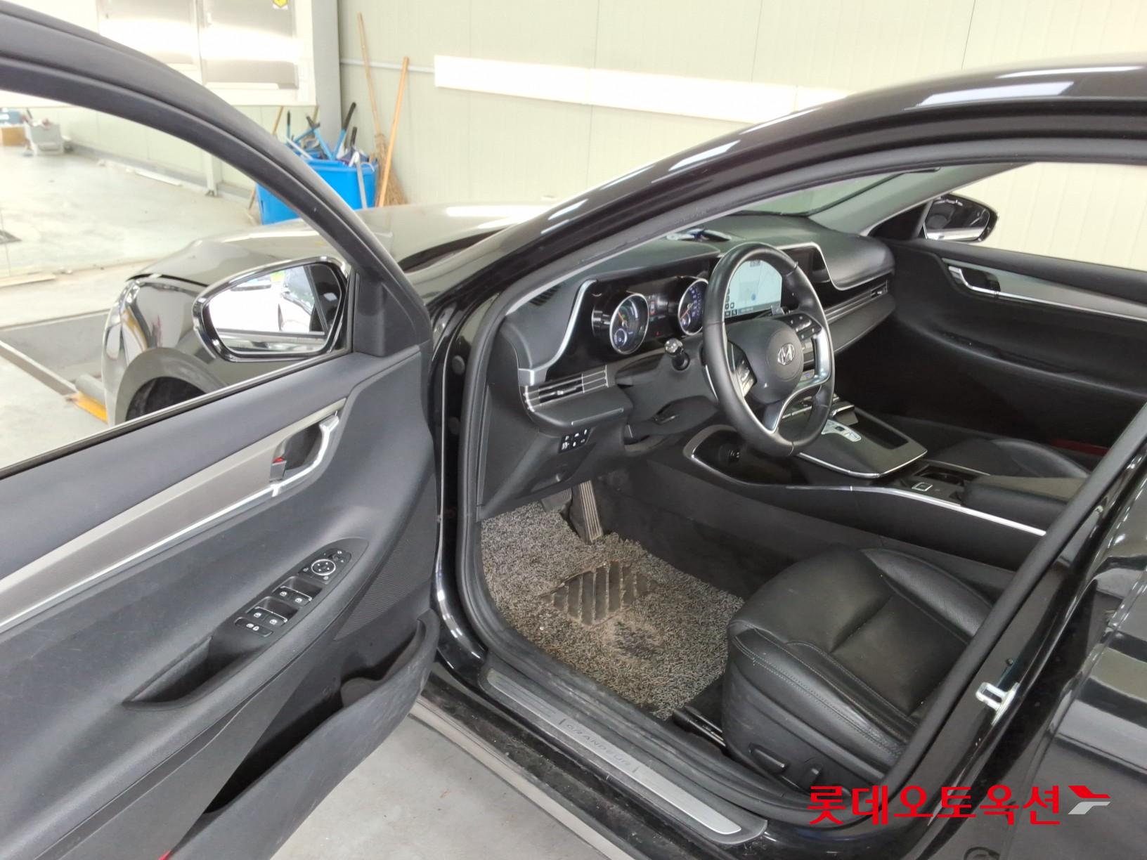2022 - hyundai grandeur
