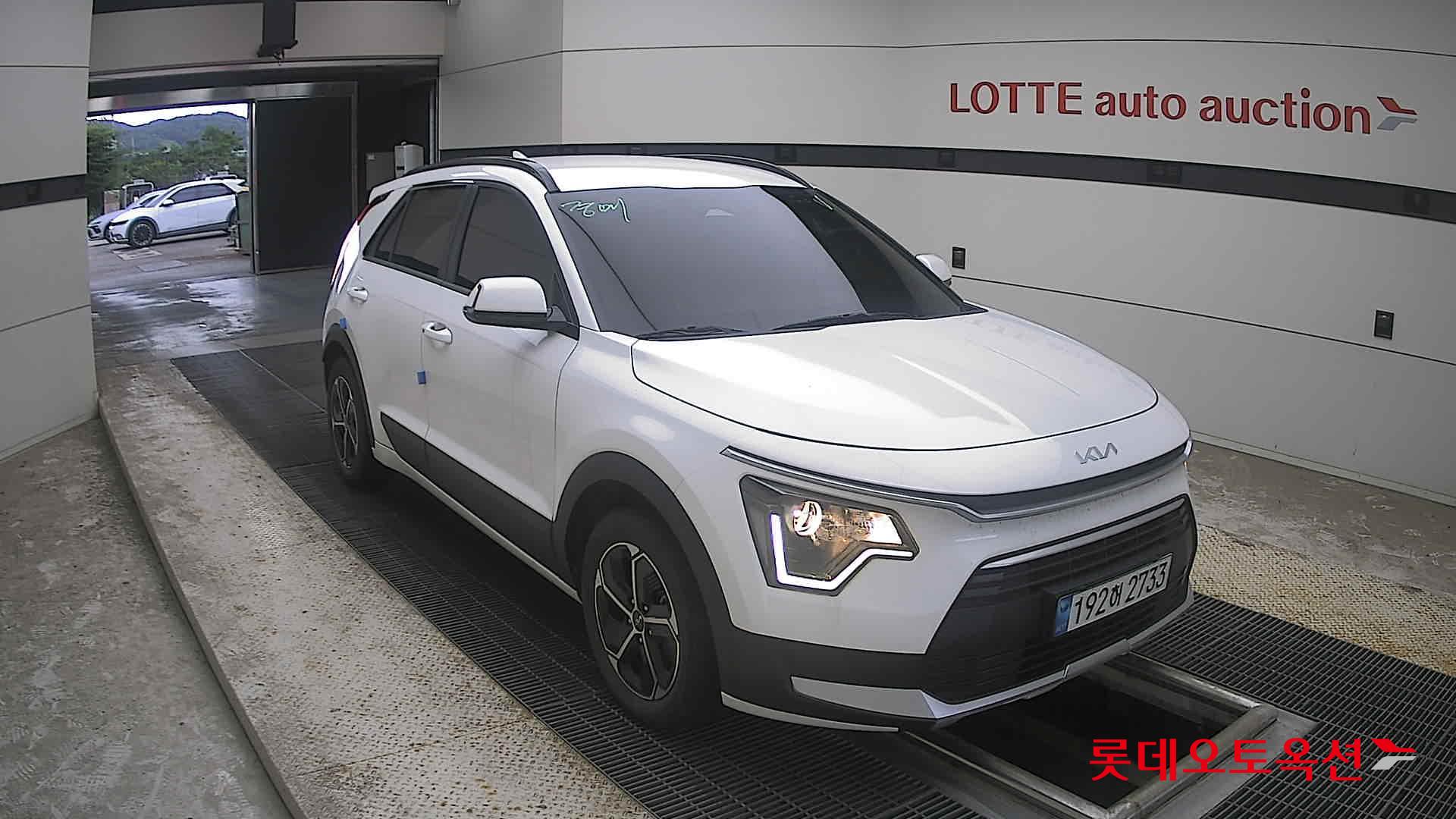 2023 - kia niro