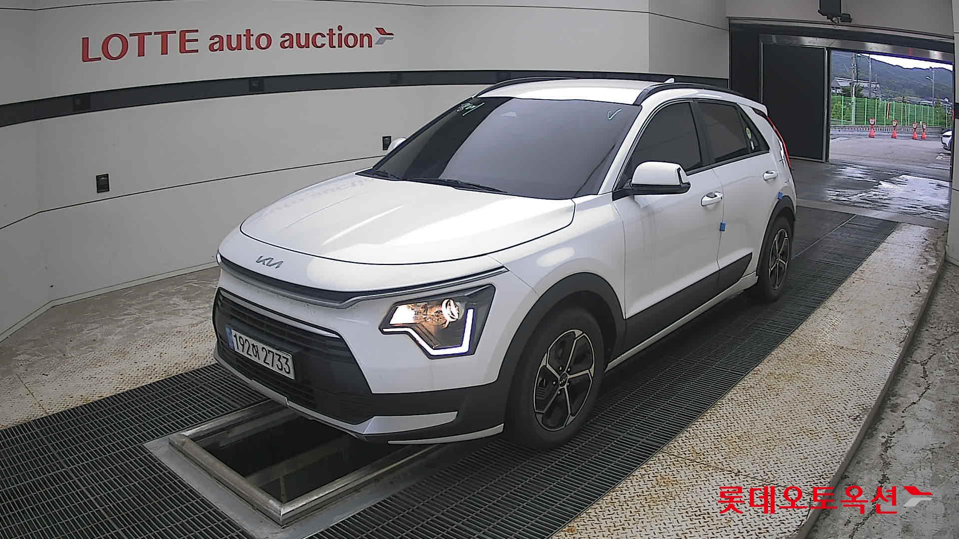2023 - kia niro