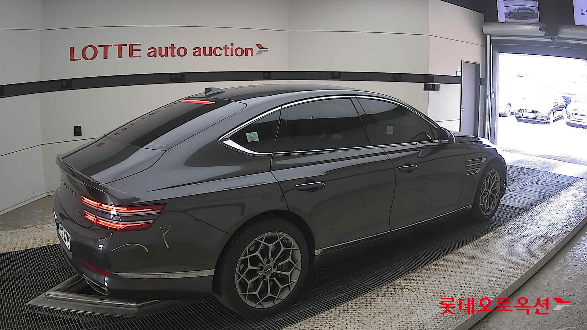 2023 - genesis g80