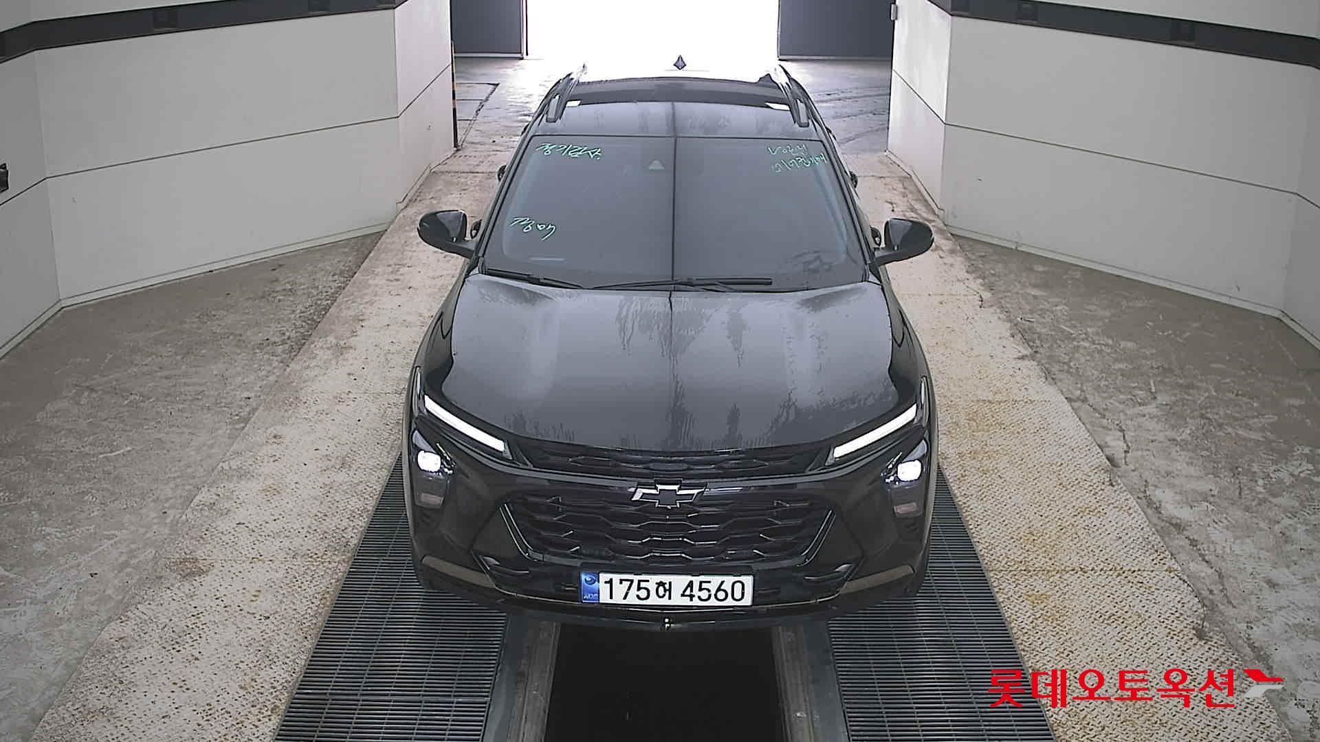 TRAX CROSSOVER (G)