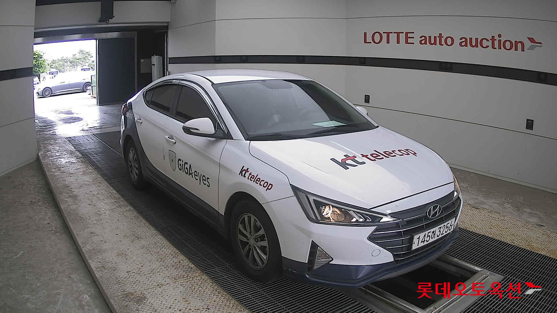 2020 - hyundai avante