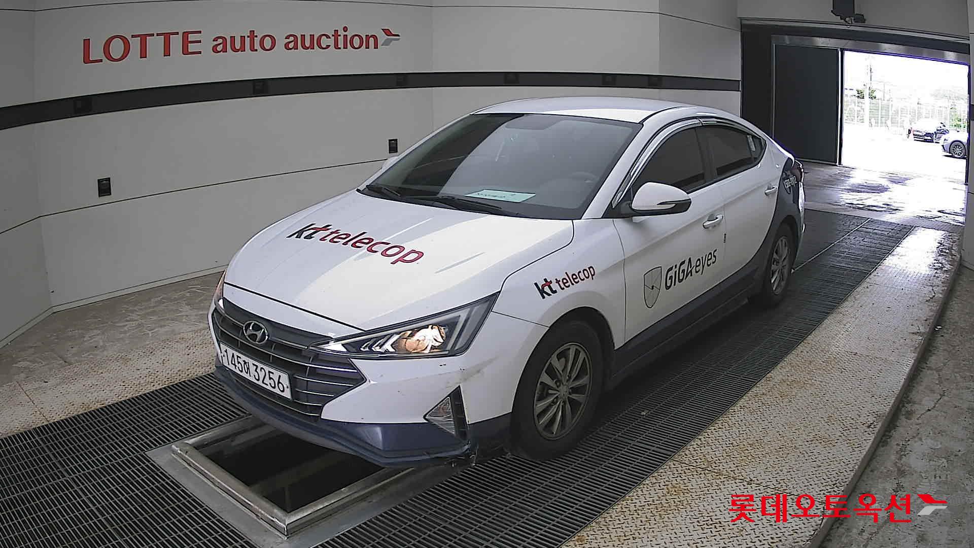 2020 - hyundai avante