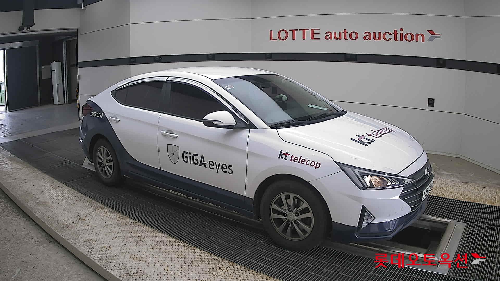 2020 - hyundai avante