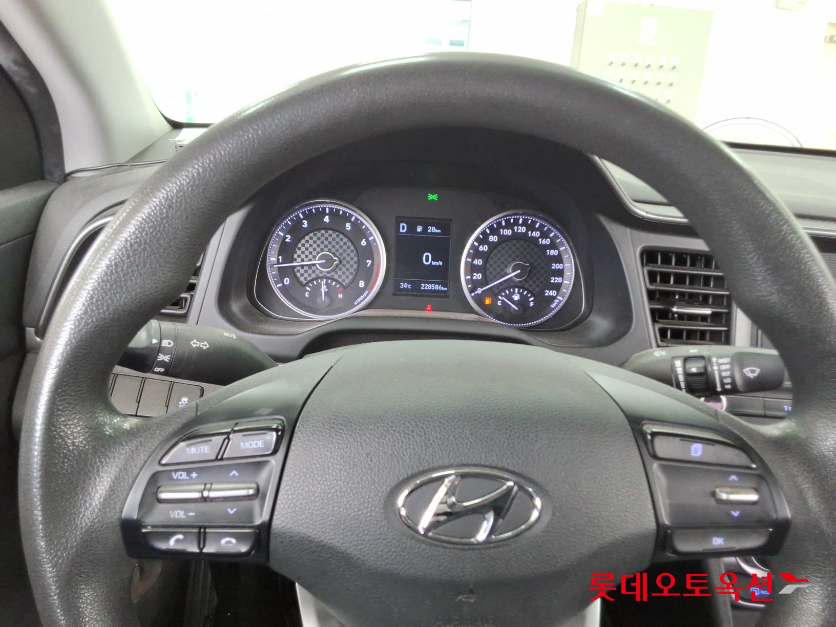 2020 - hyundai avante