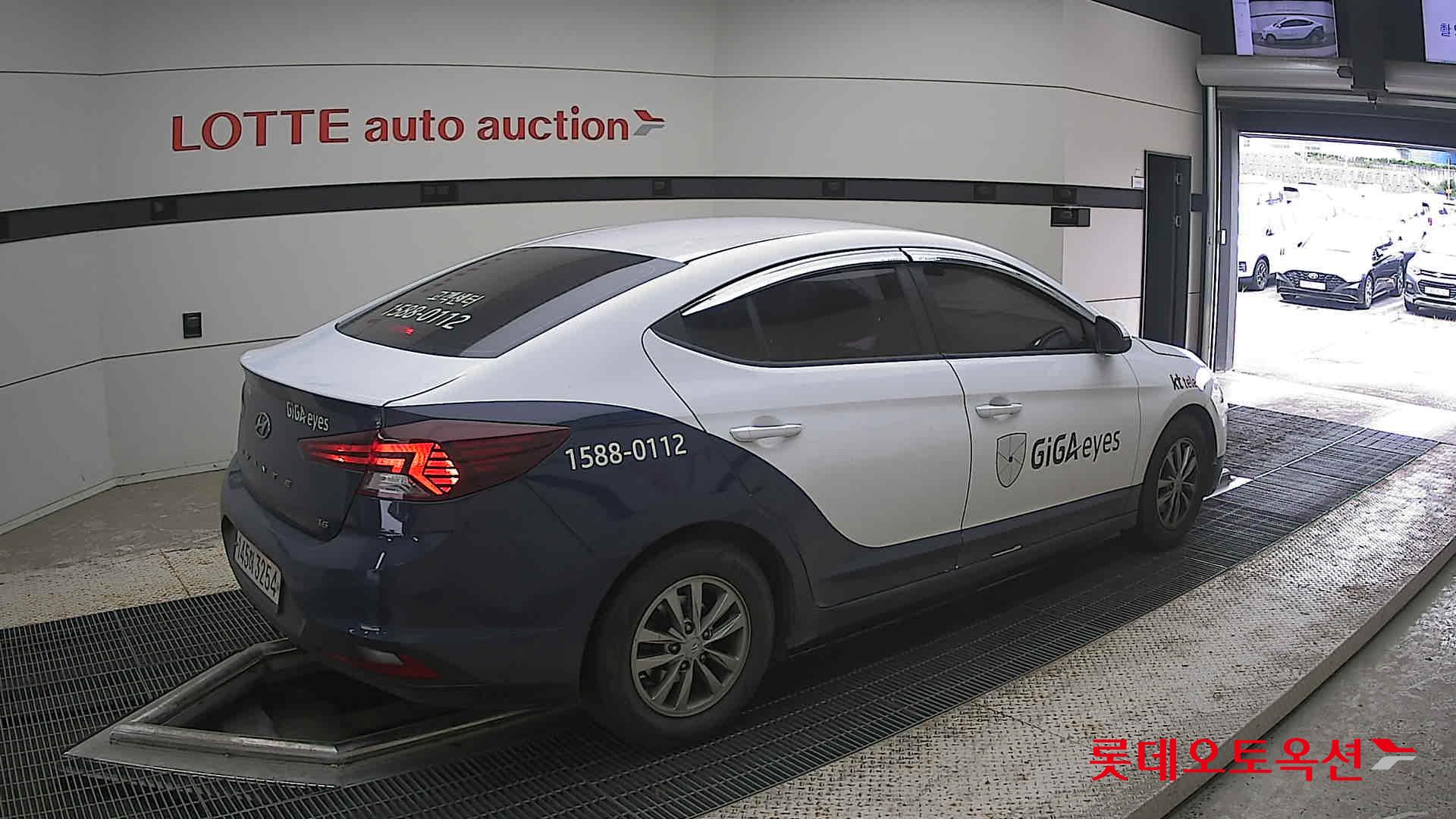 2020 - hyundai avante