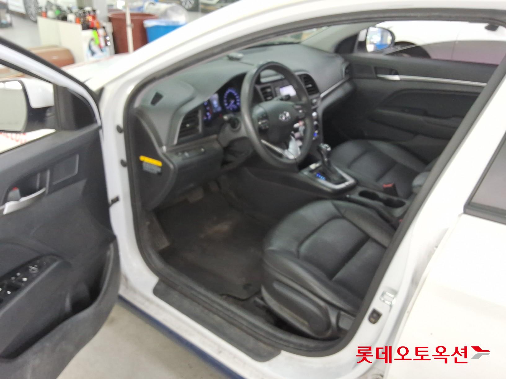 2020 - hyundai avante