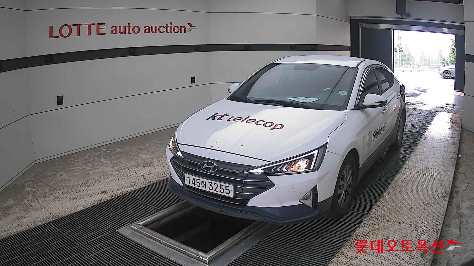 2020 - hyundai avante