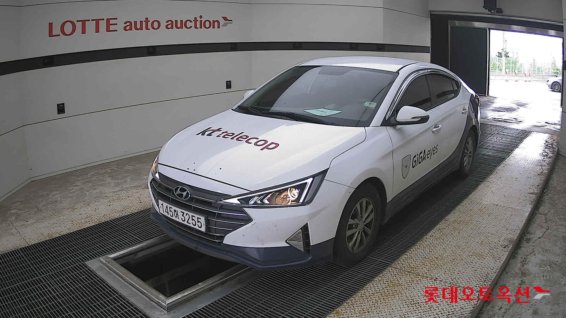 2020 - hyundai avante