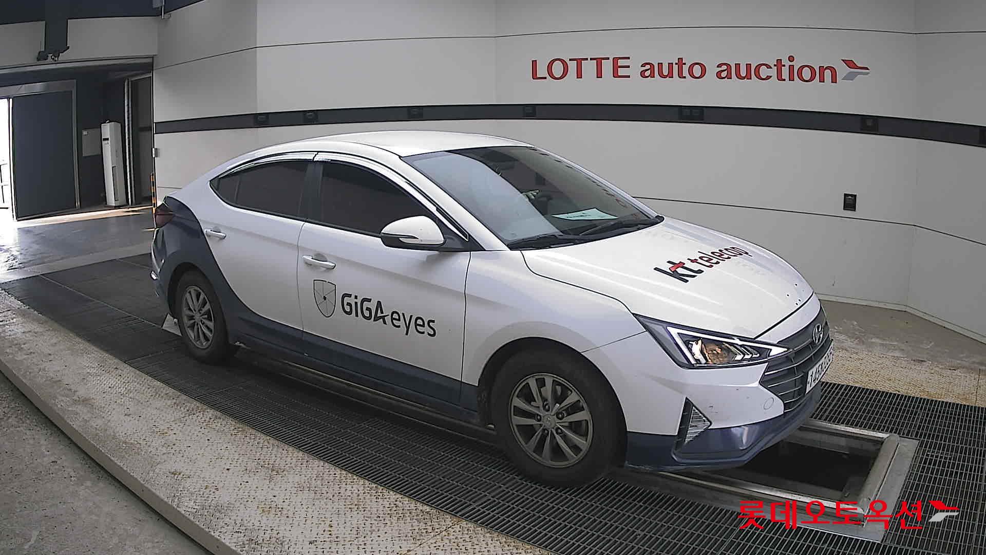 2020 - hyundai avante