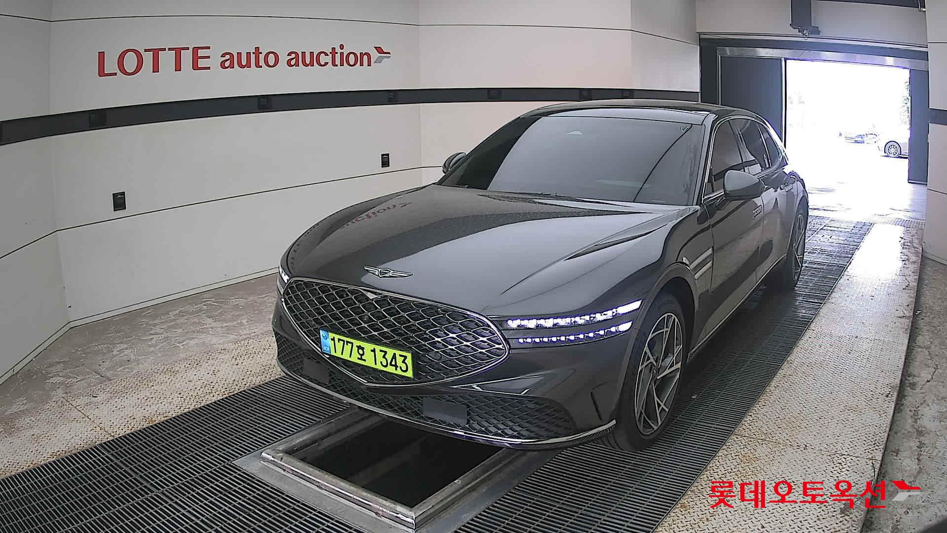 2025 - genesis g90