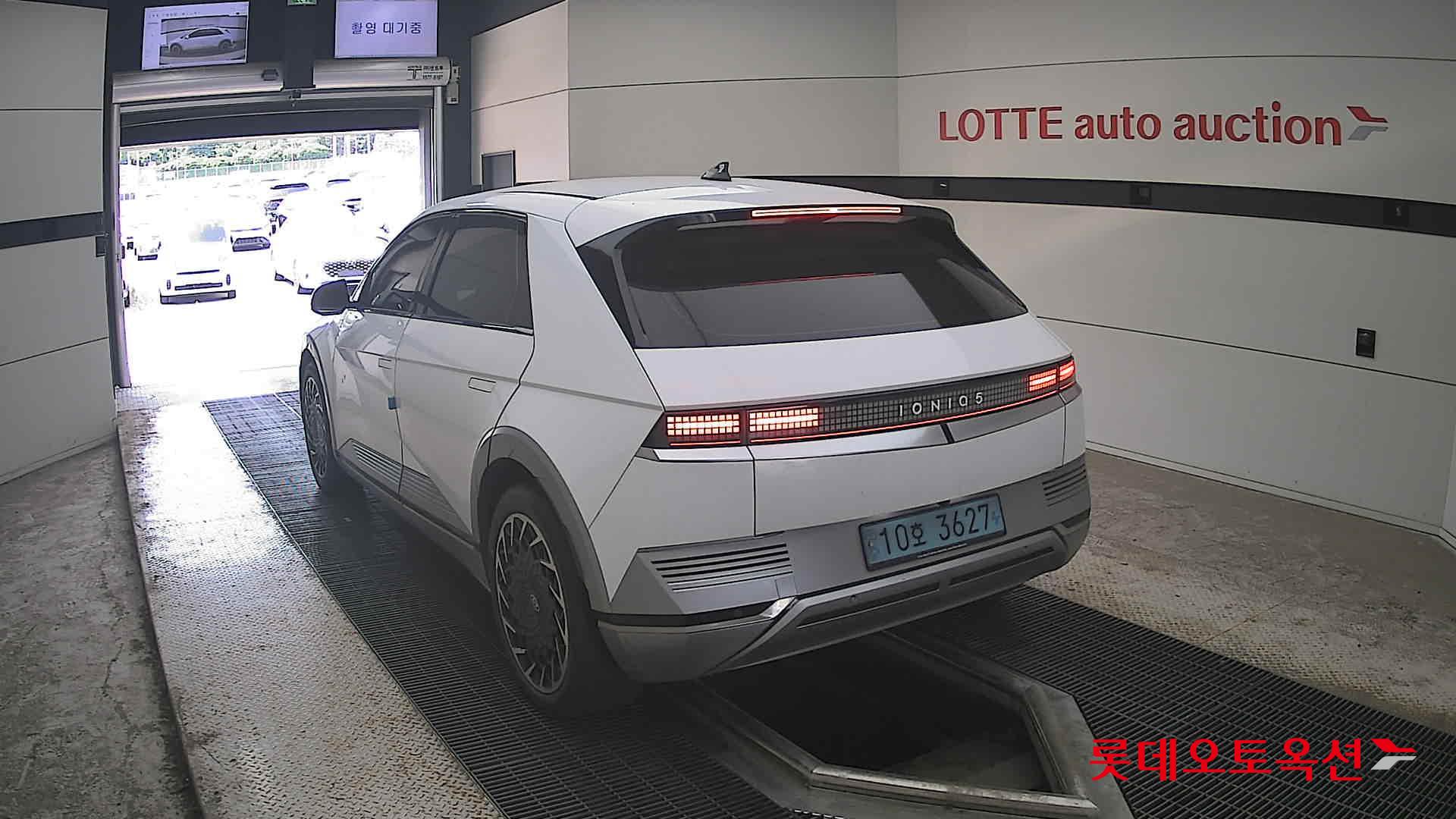 2022 - hyundai ioniq