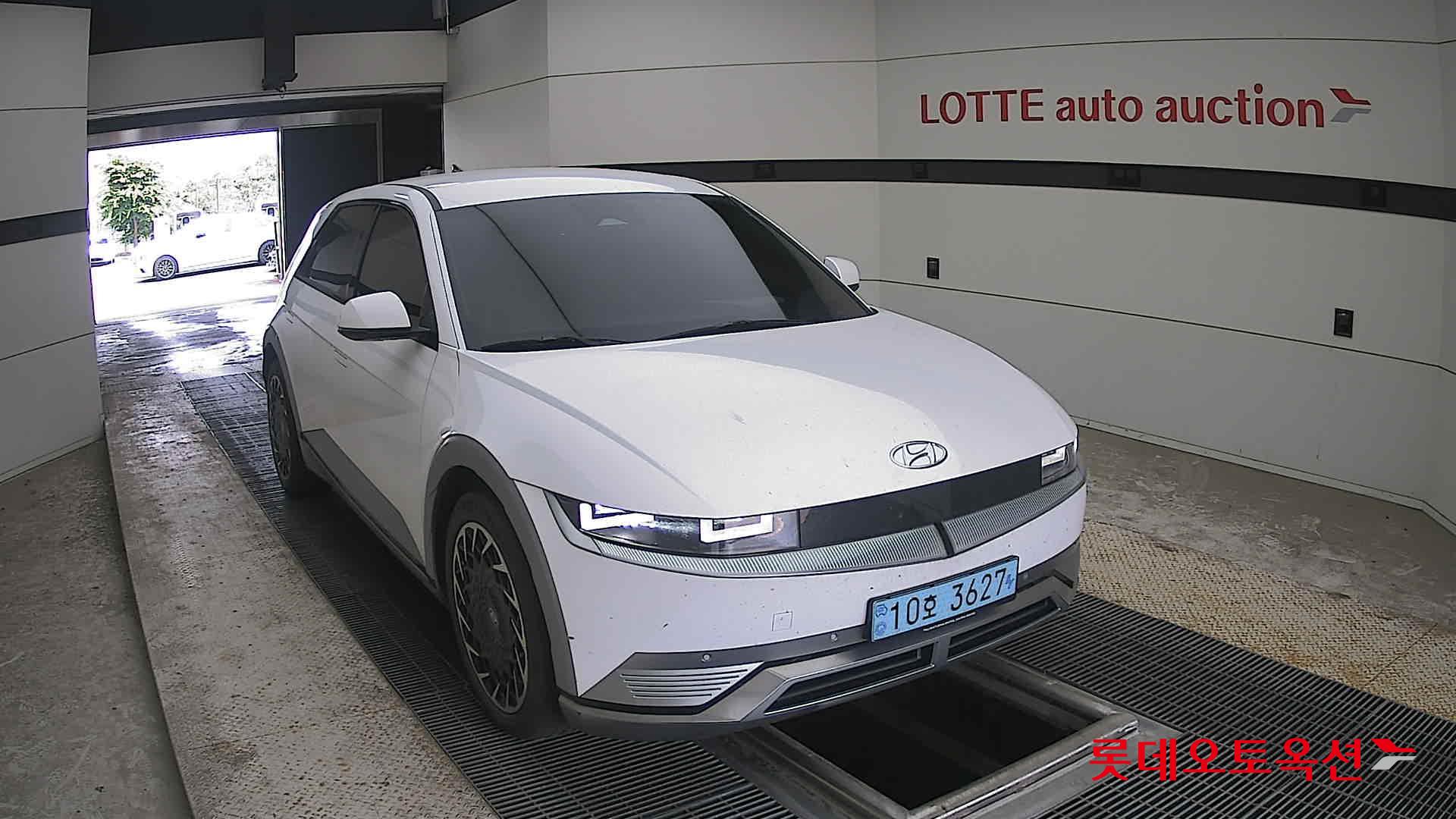 2022 - hyundai ioniq