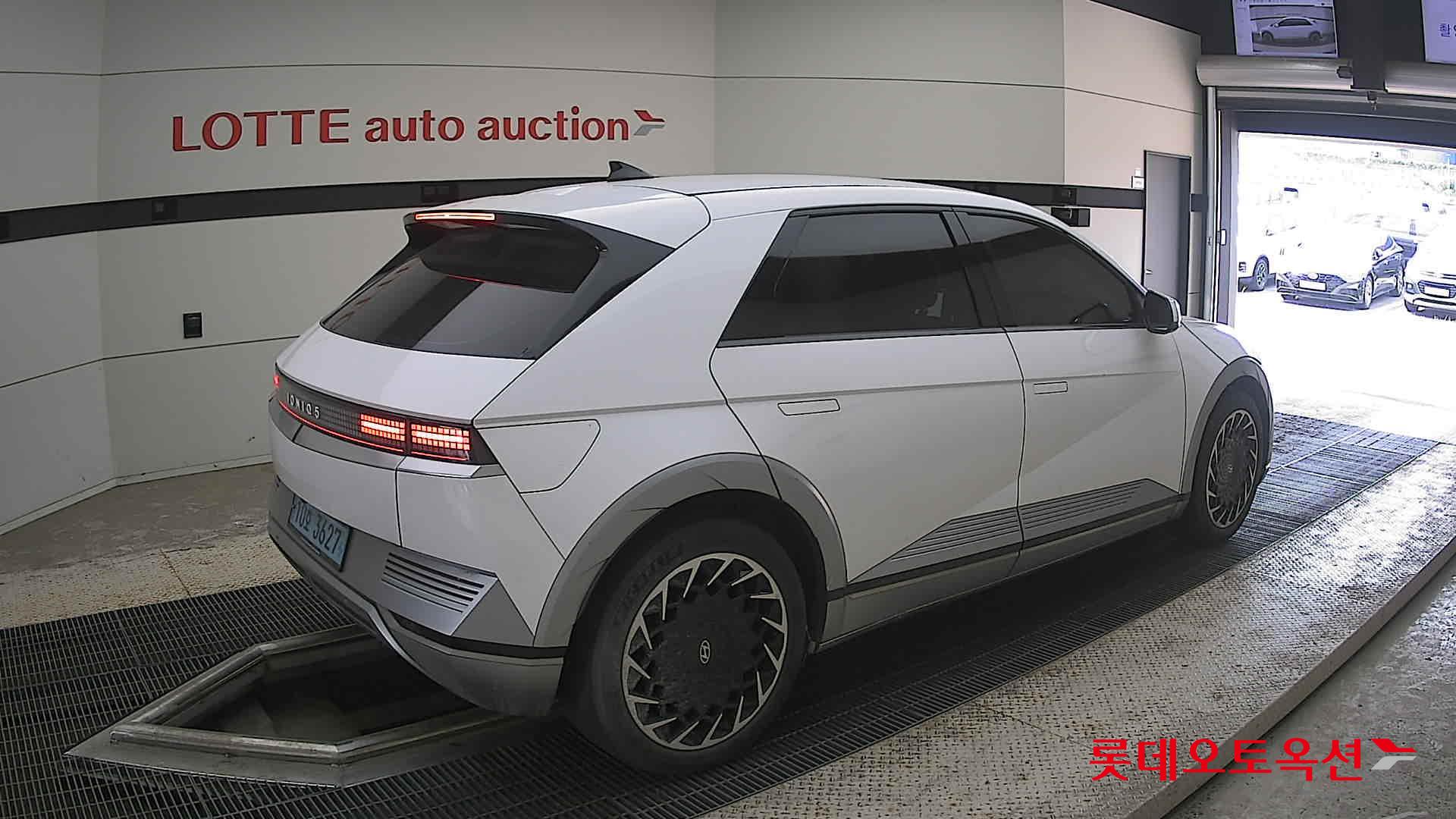 2022 - hyundai ioniq