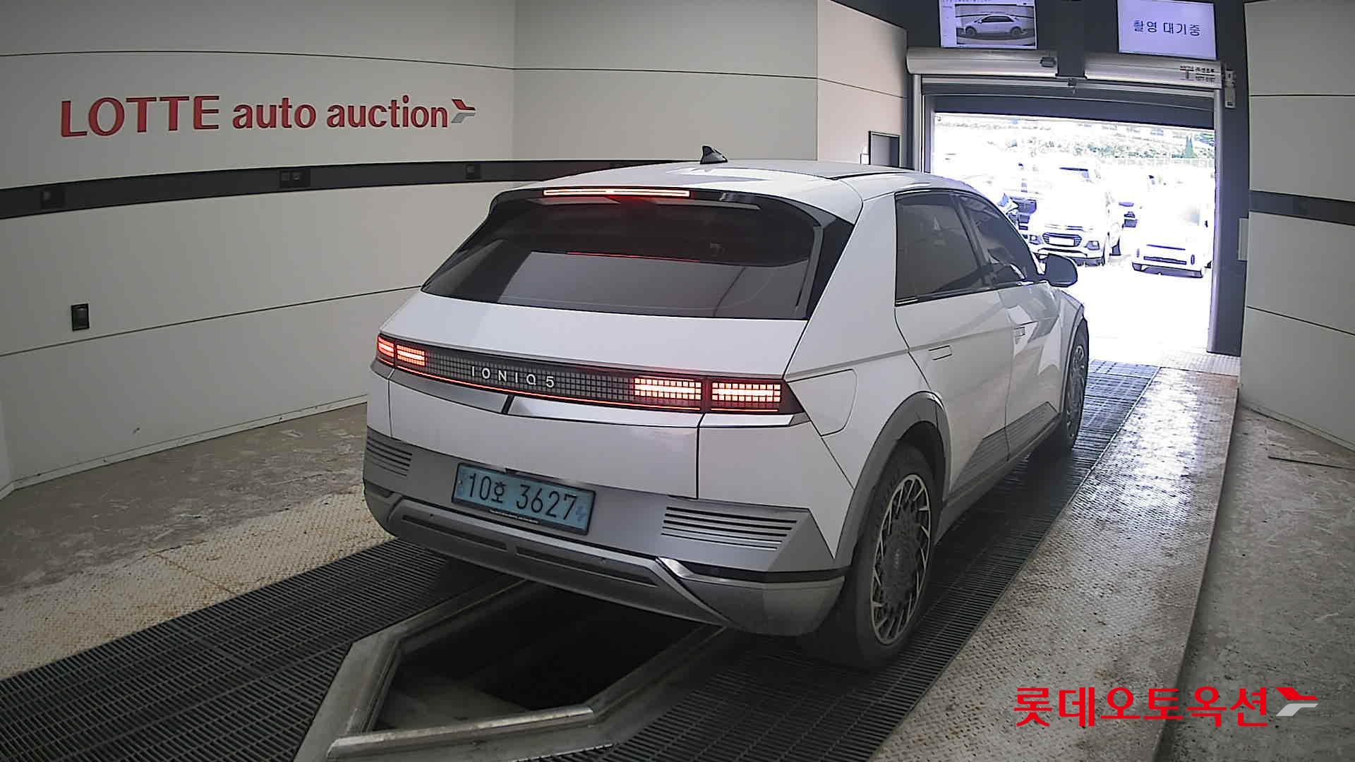2022 - hyundai ioniq