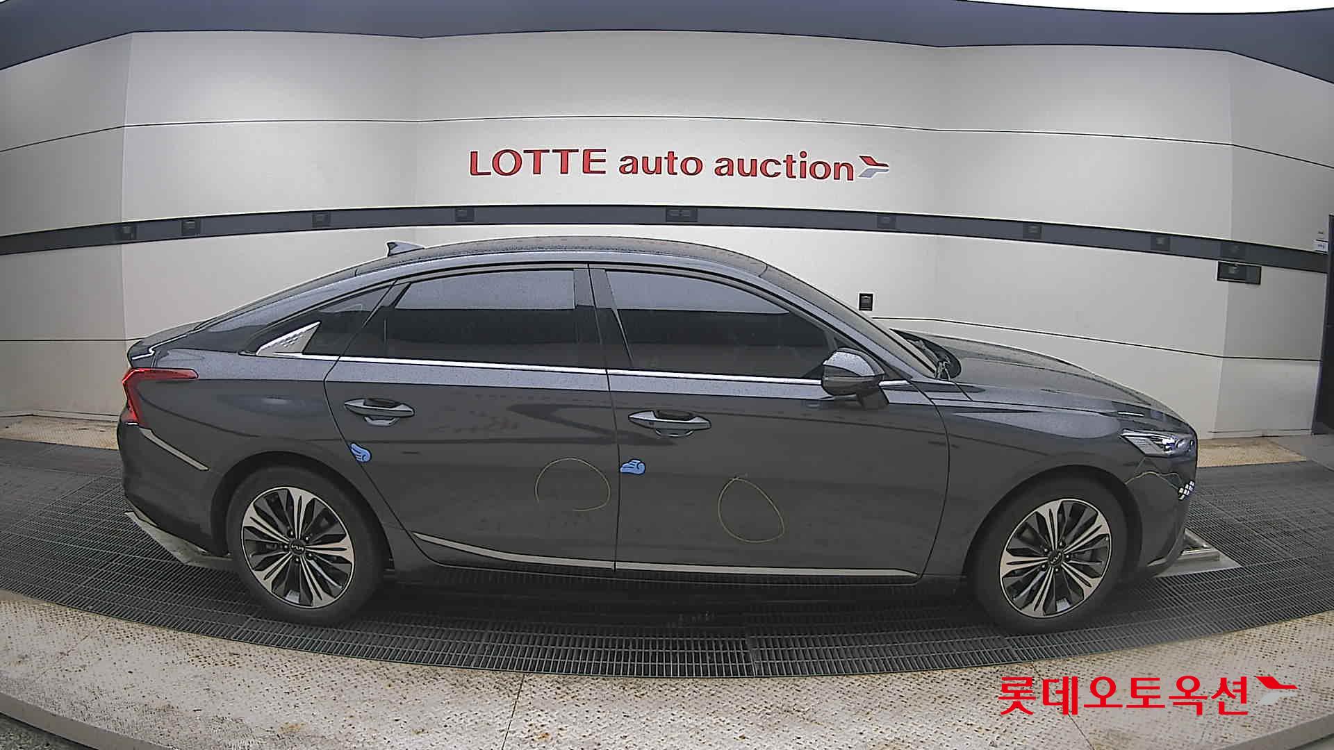 2022 - kia k8