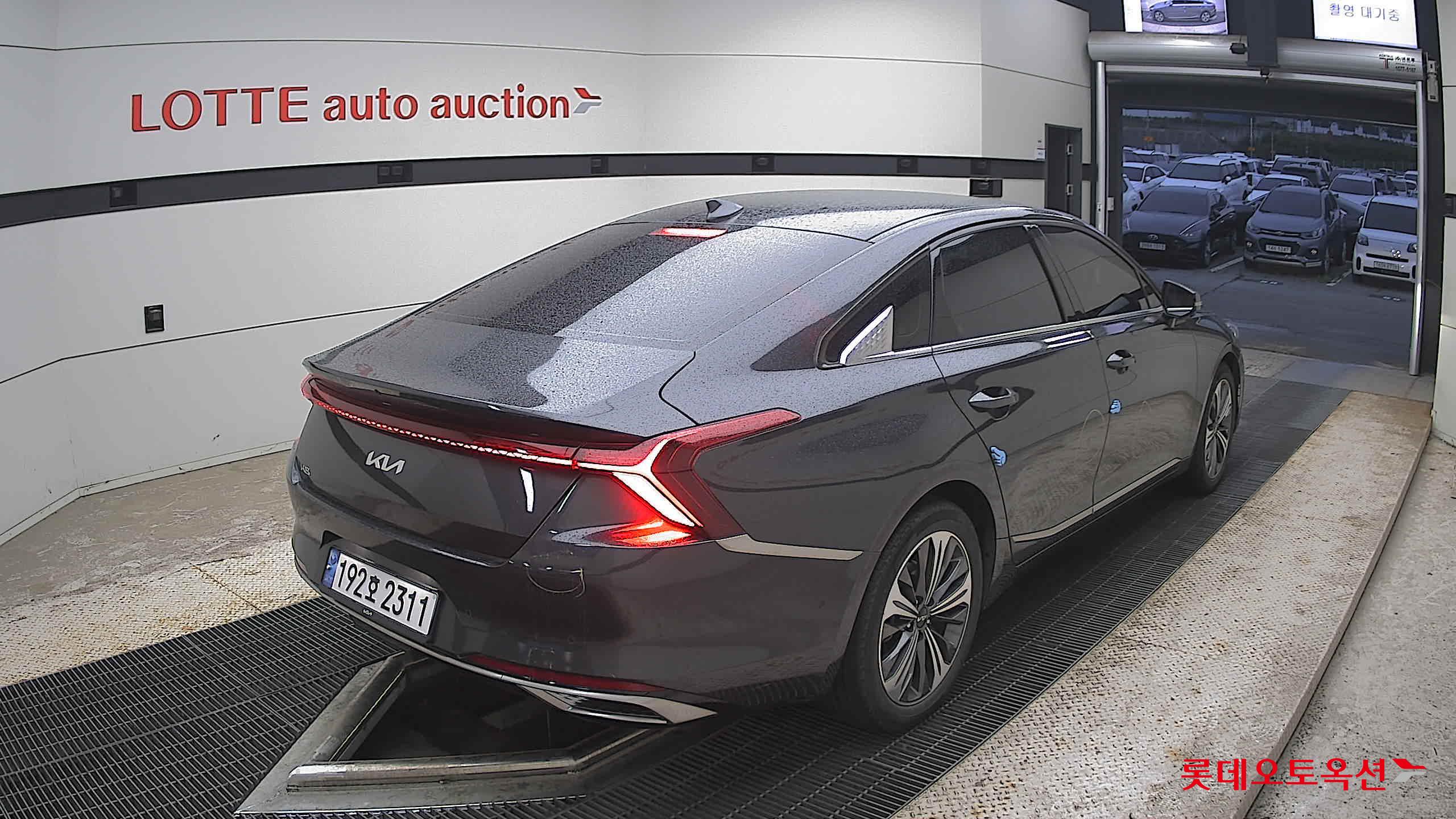 2022 - kia k8
