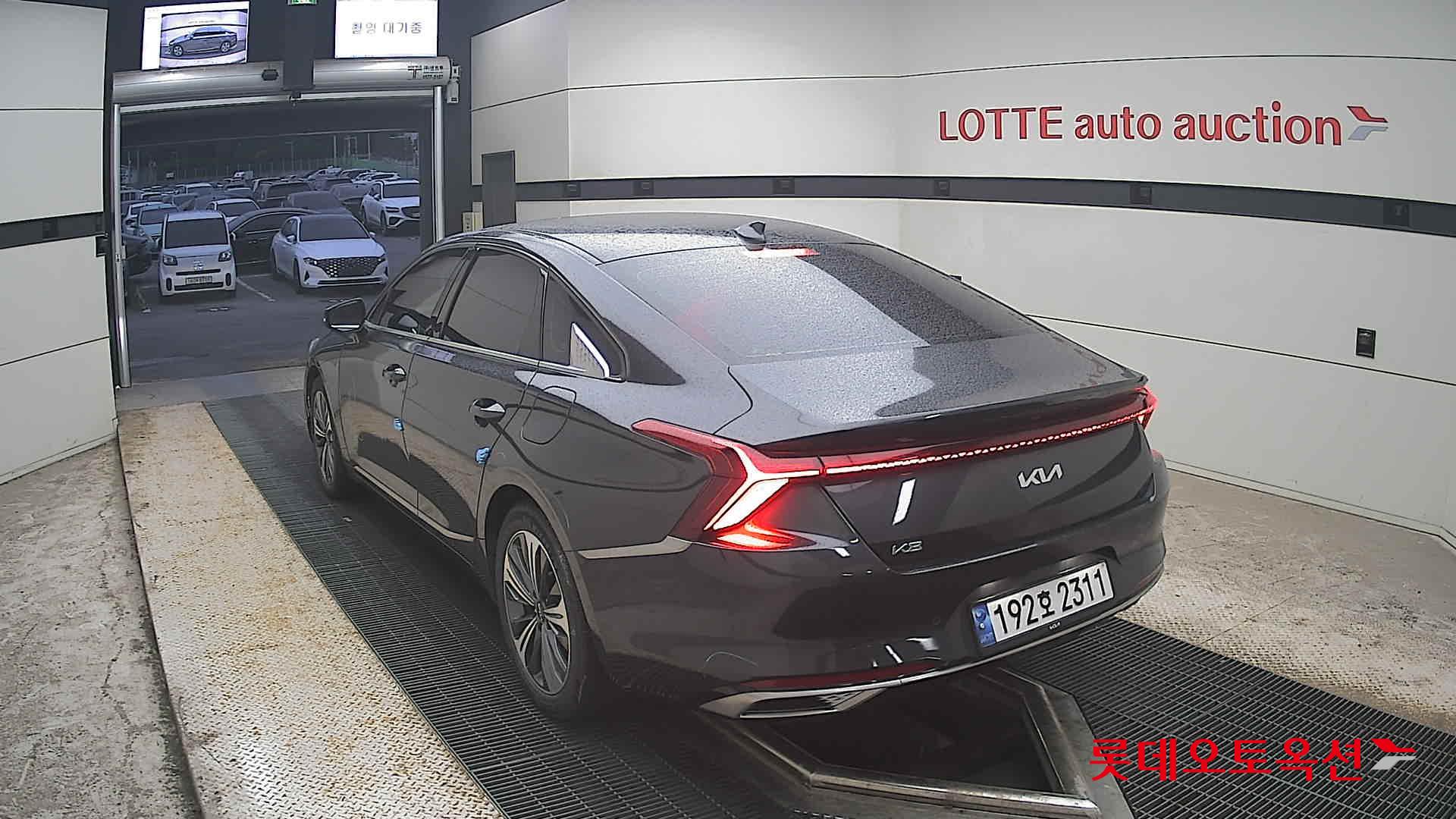 2022 - kia k8