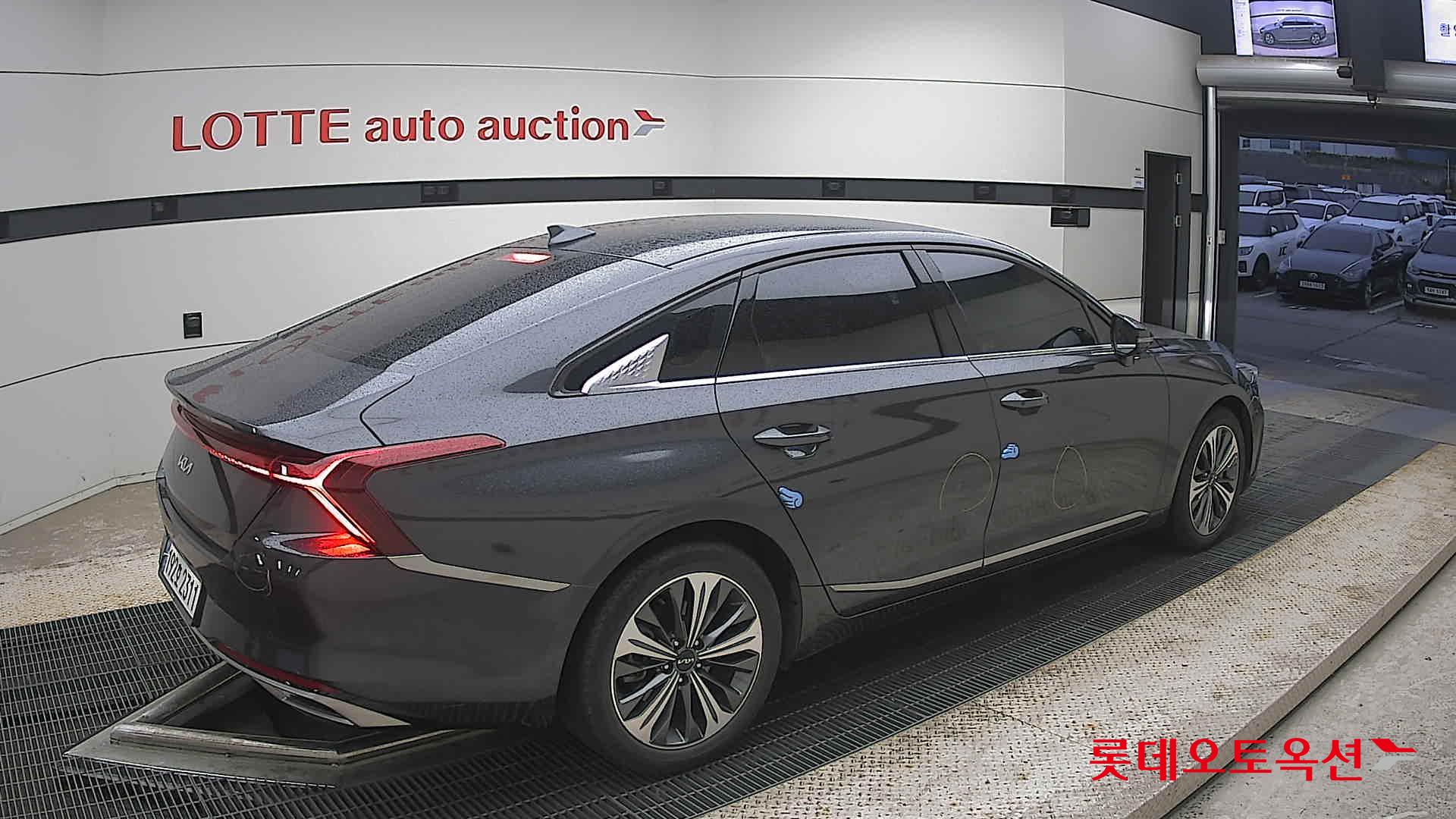 2022 - kia k8