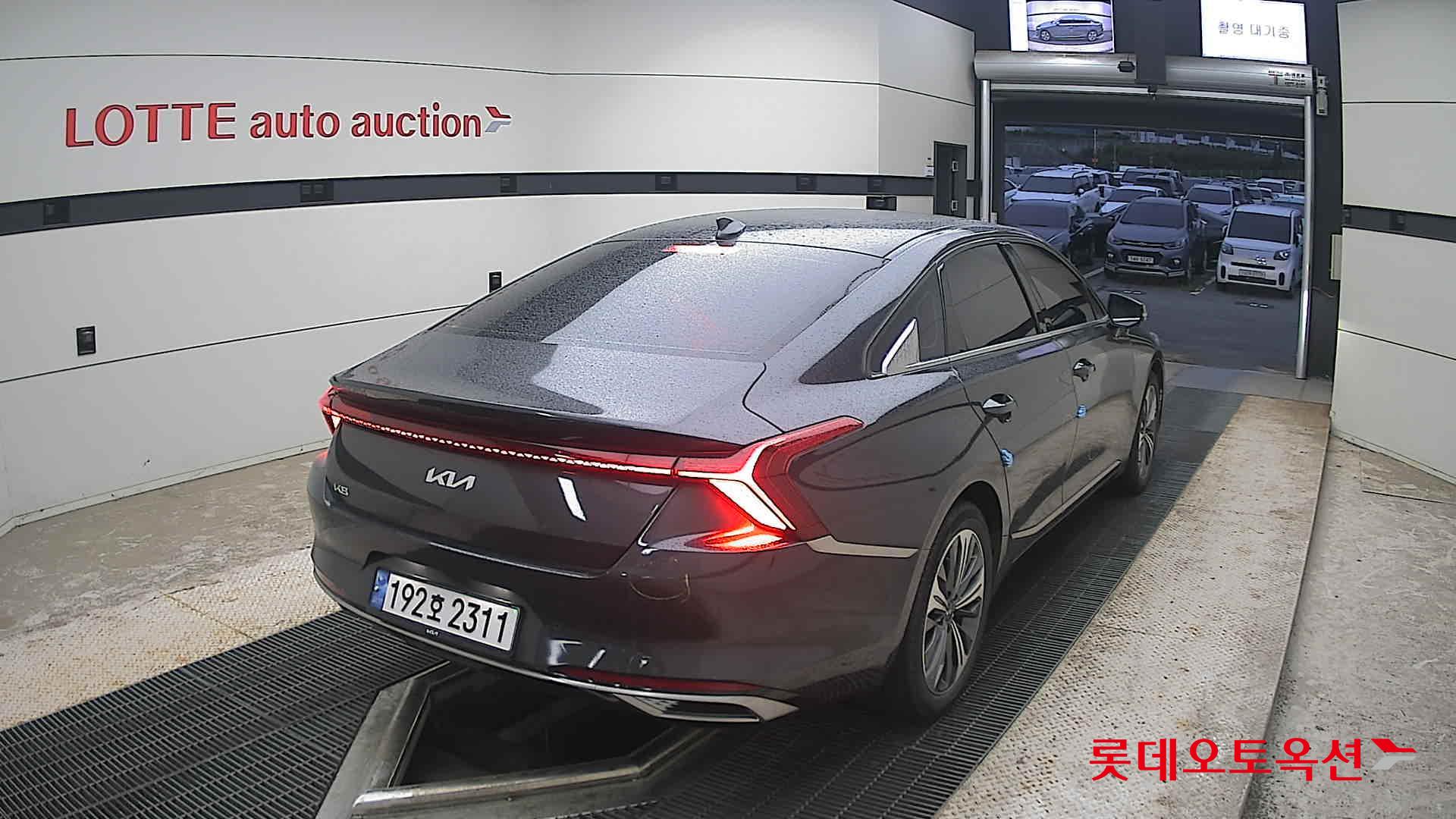 2022 - kia k8