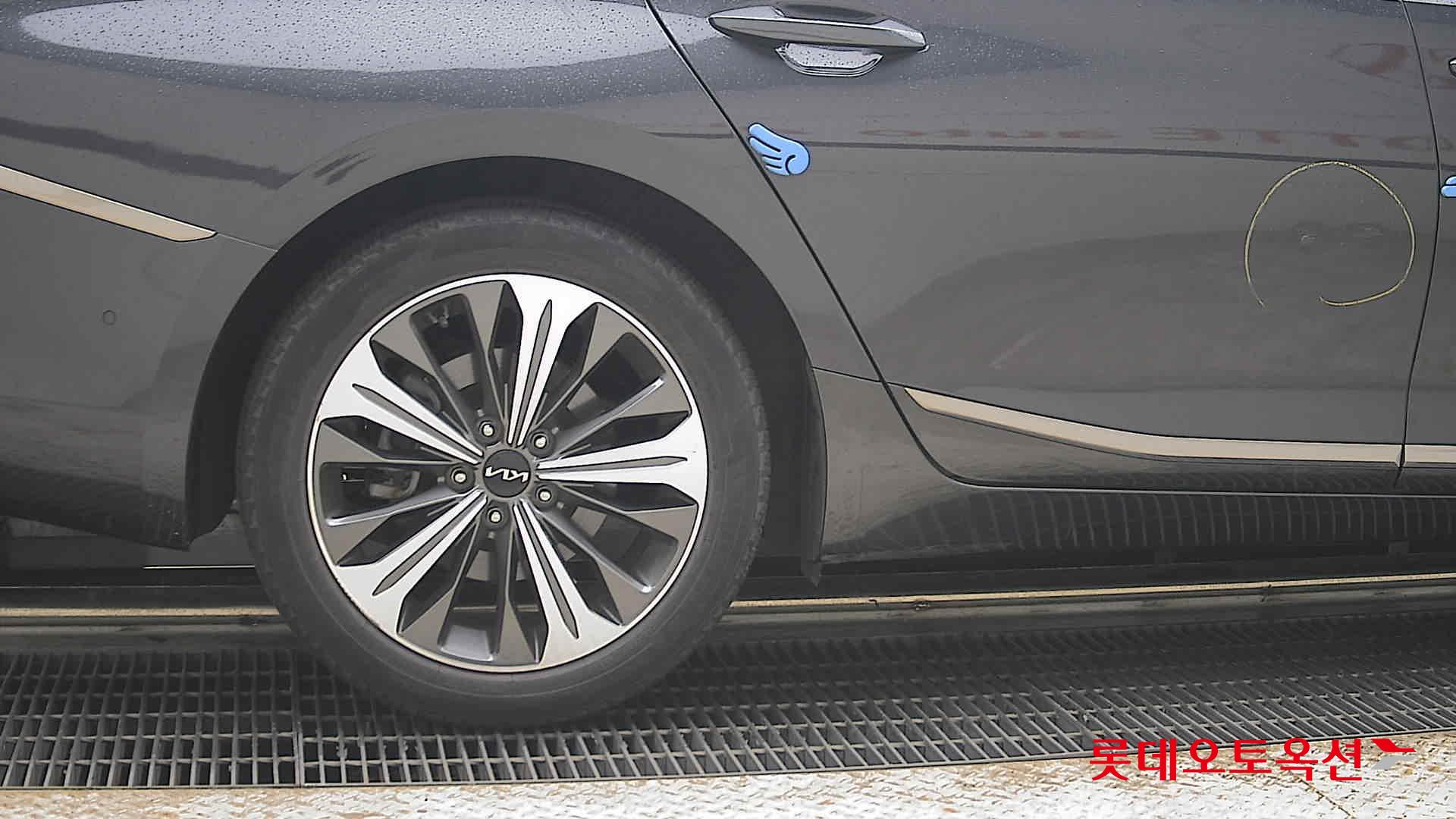 2022 - kia k8