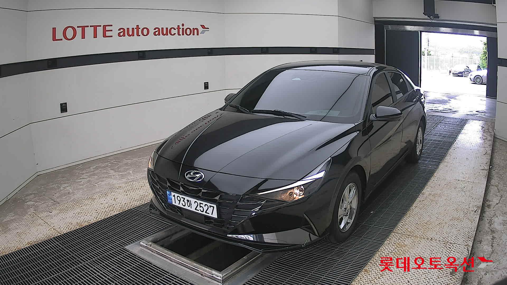2022 - hyundai avante