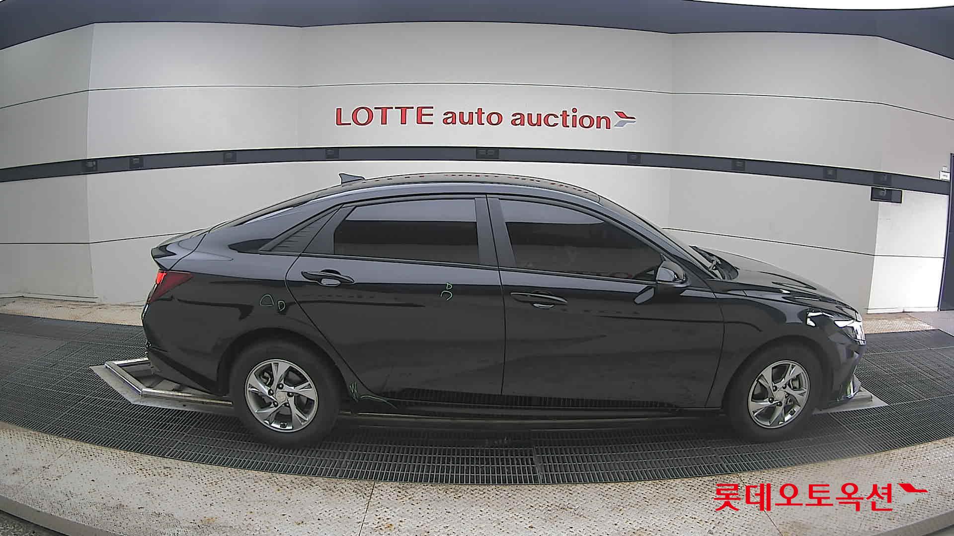 2022 - hyundai avante