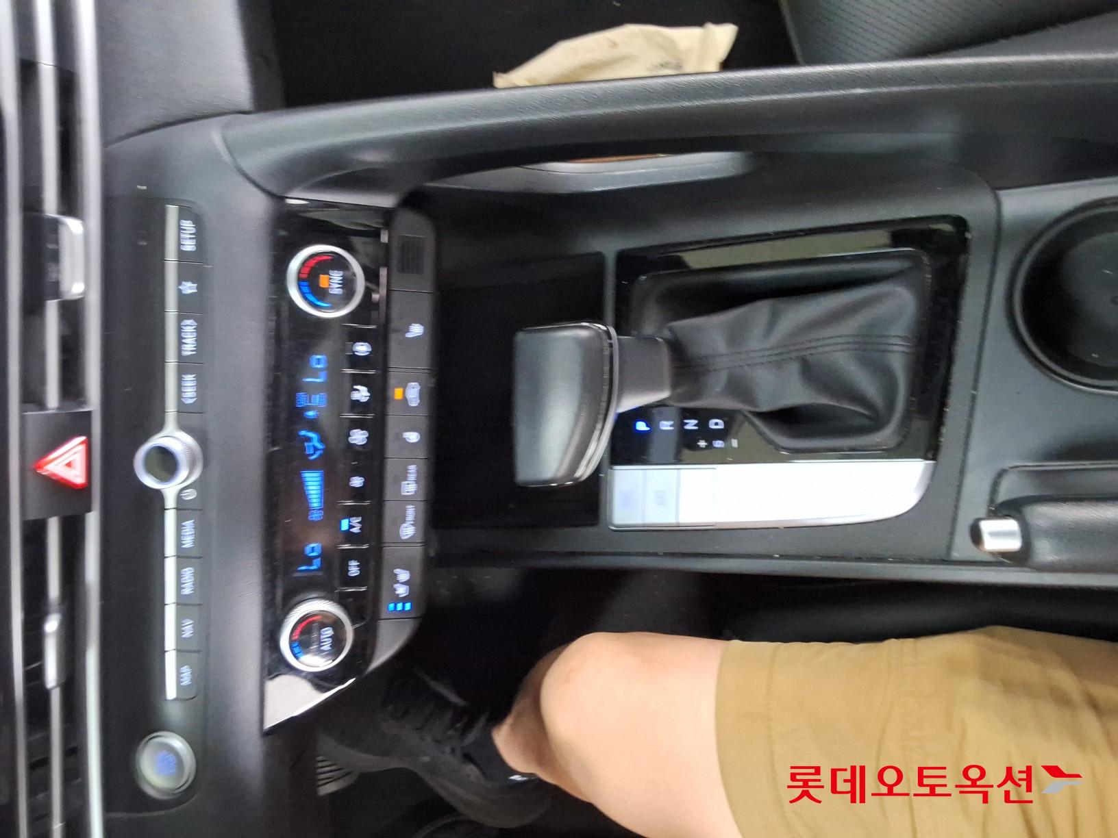 2022 - hyundai avante
