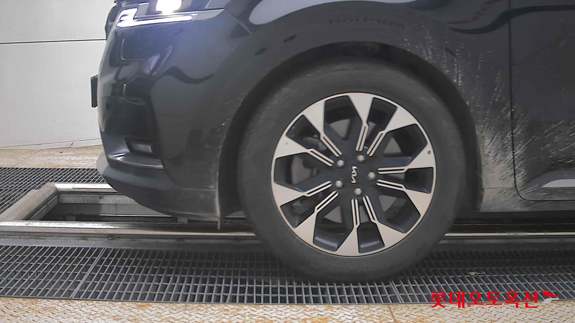 2022 - kia carnival