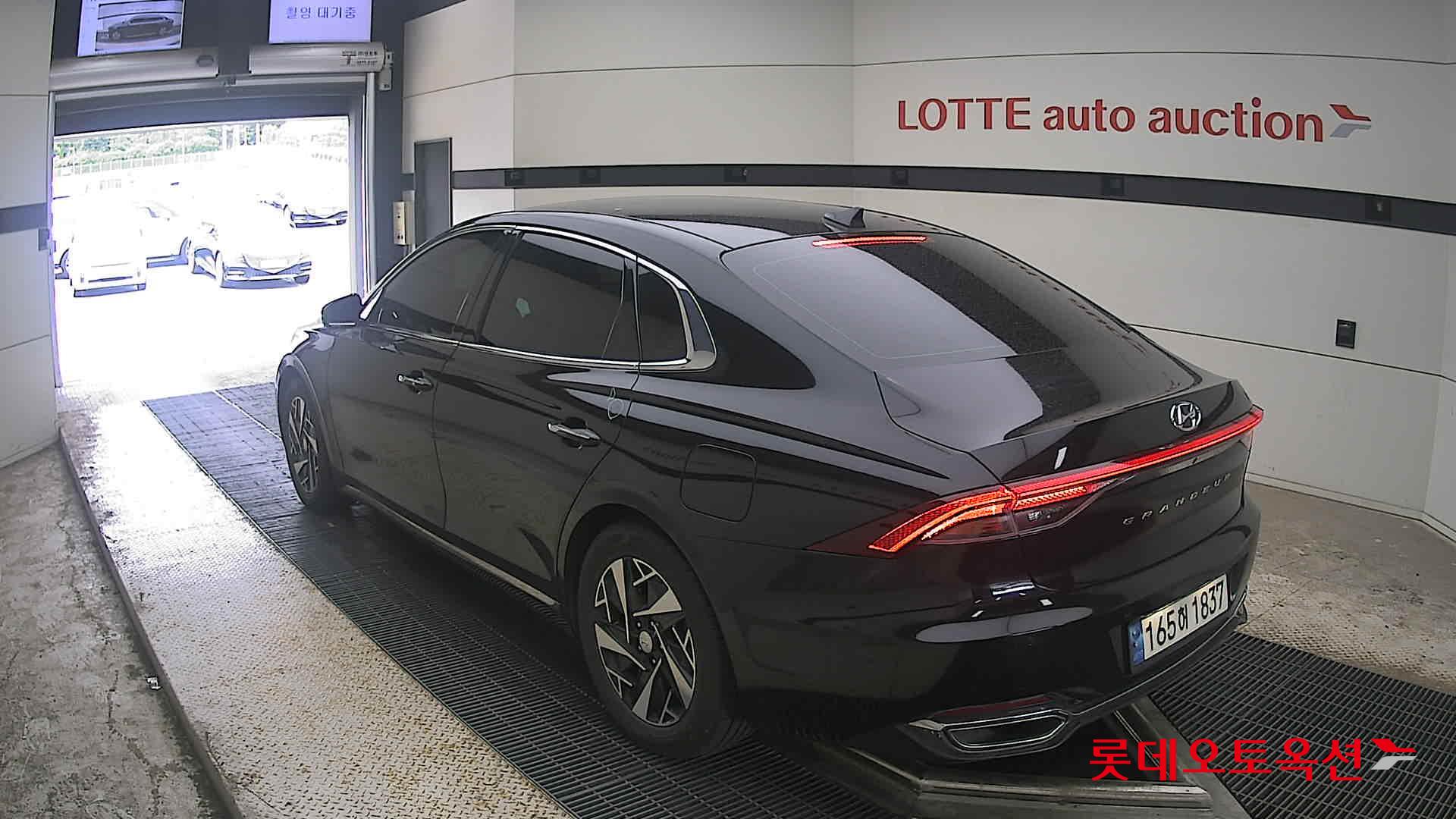 2022 - hyundai grandeur