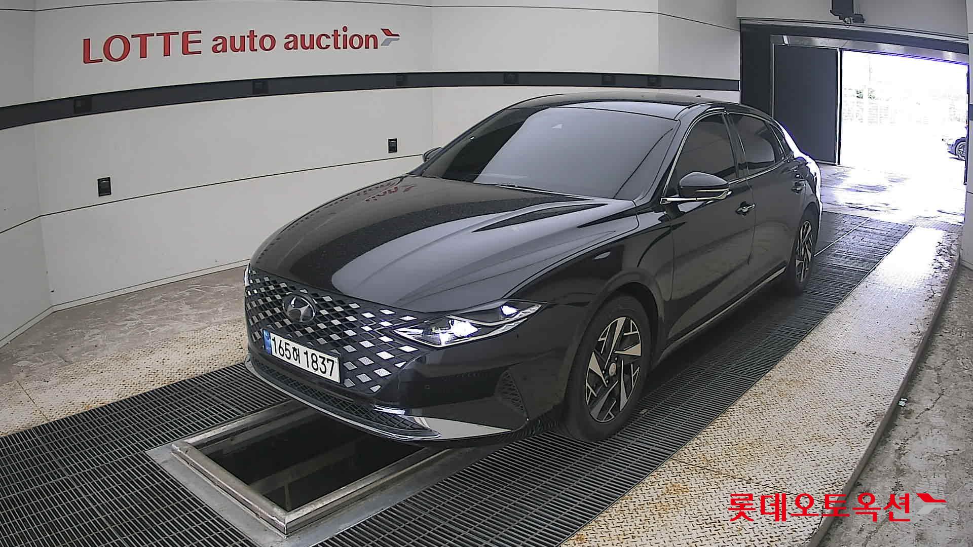 2022 - hyundai grandeur
