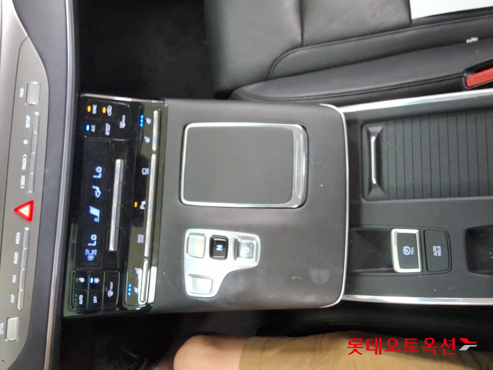 2022 - hyundai grandeur