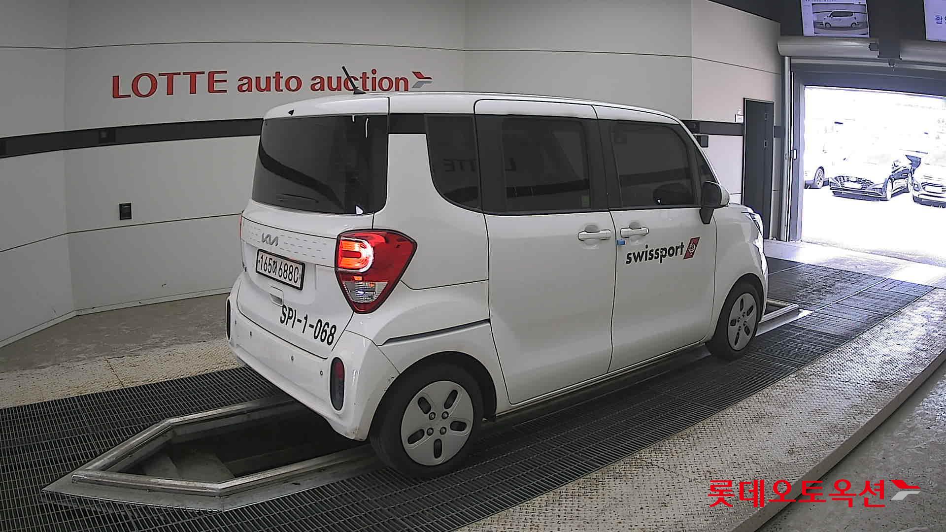 2022 - kia ray