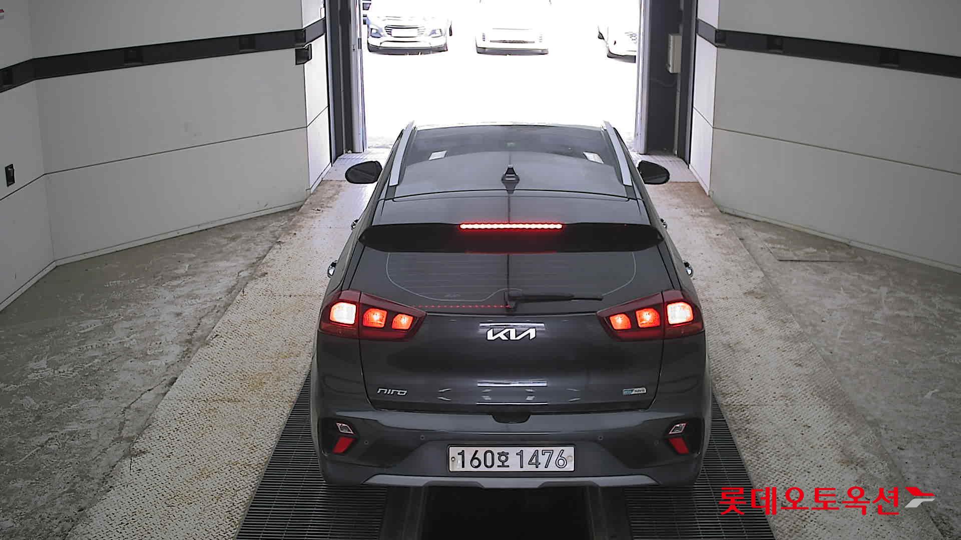 2022 - kia niro